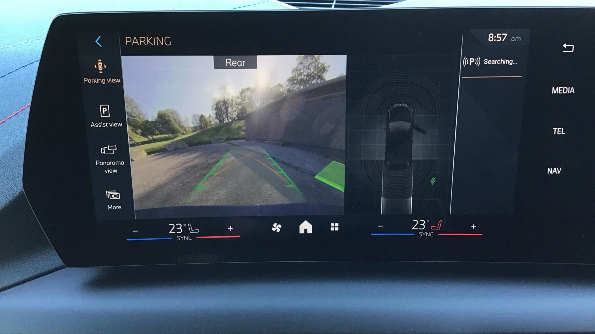 BMW 2 Series view 25
