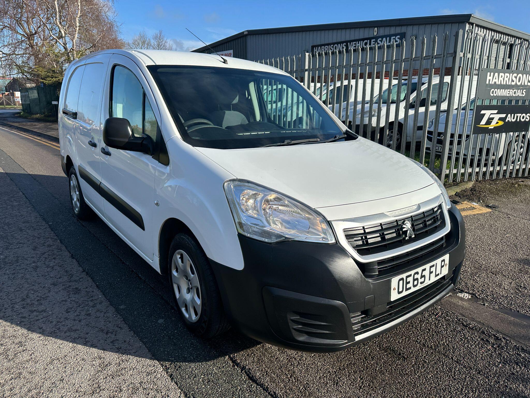 2016 Peugeot Partner 1.6 HDi S Crew Van L2 4dr • 93,298 miles image 1