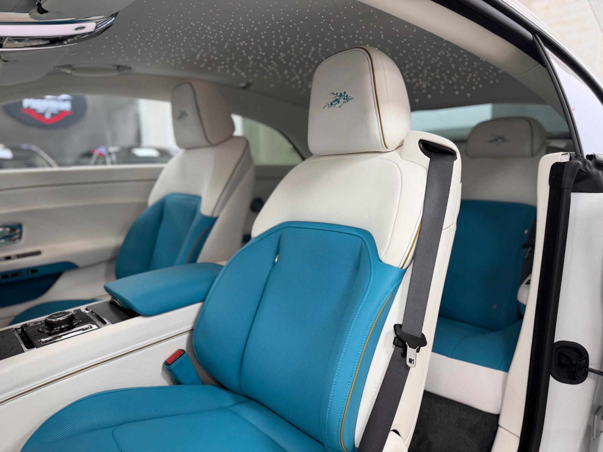 Rolls-Royce Spectre view 42