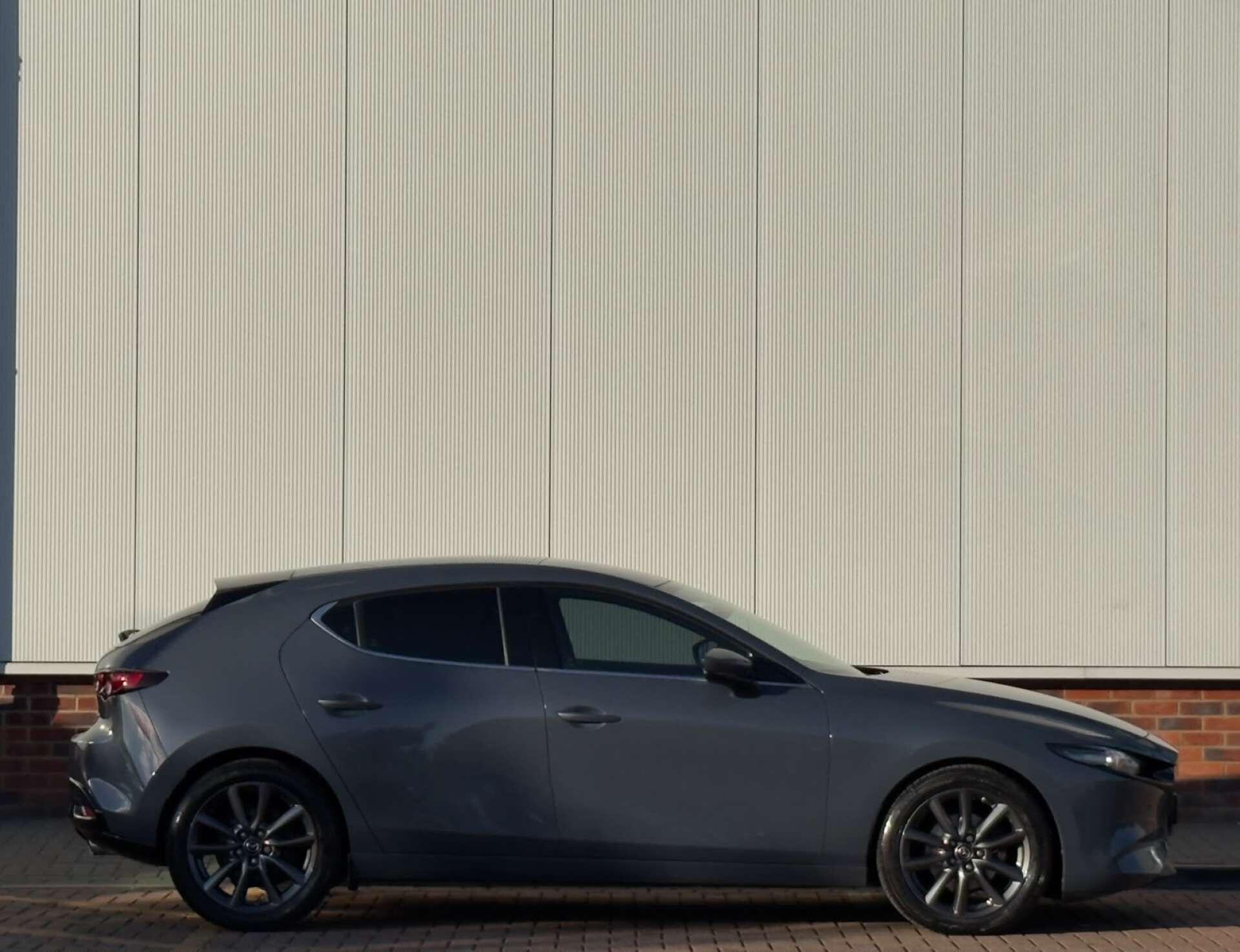 Mazda Skyactiv-G view 8
