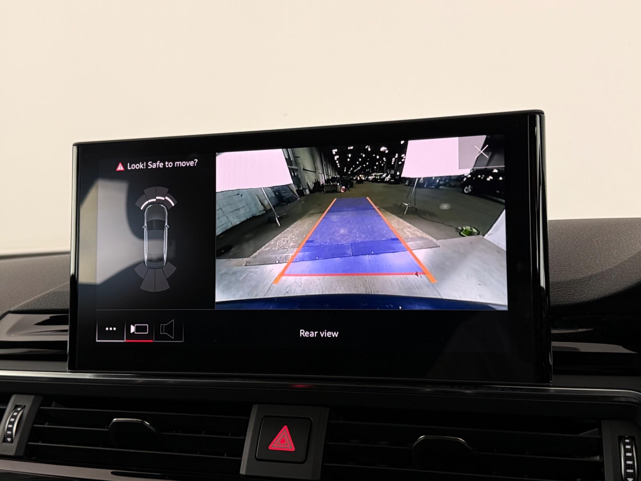 Audi A4 view 27