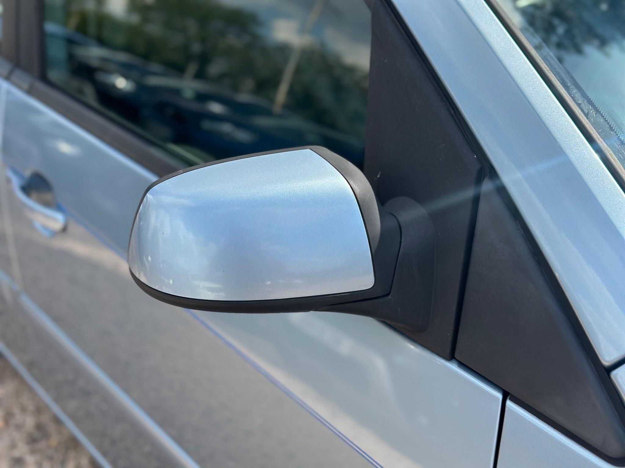 Ford Fiesta view 23