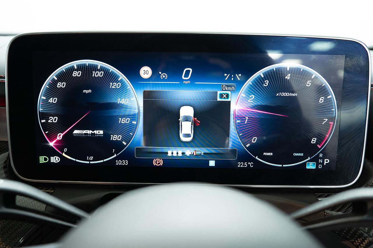 Mercedes-Benz C-Class view 12