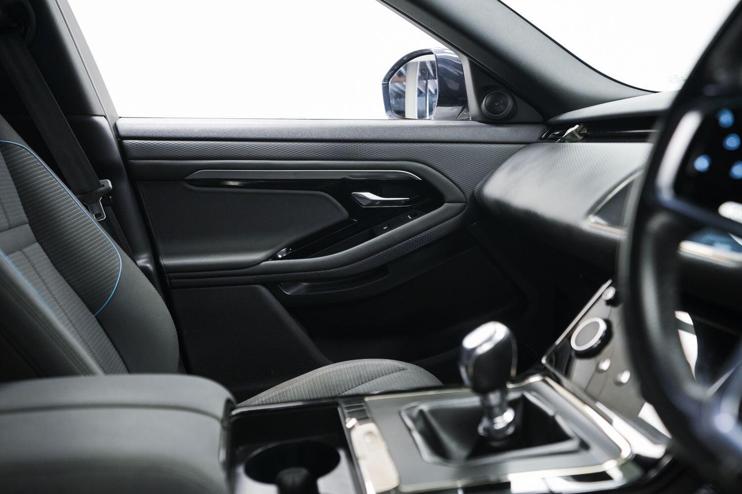 Land Rover Range Rover Evoque view 17