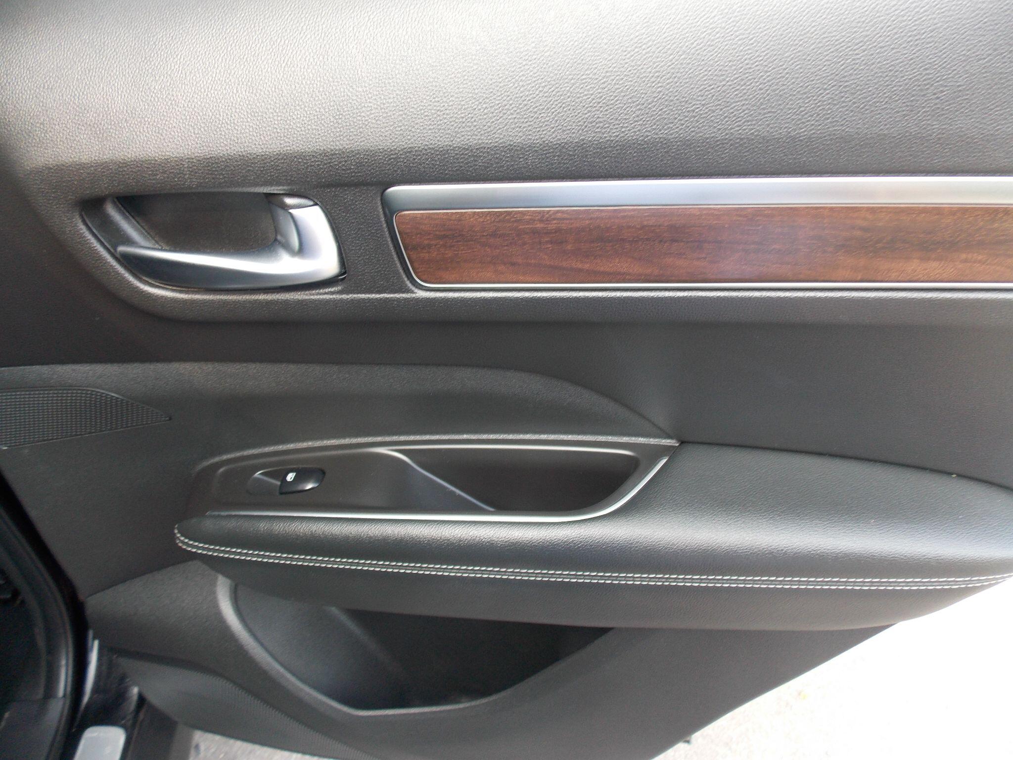 Renault Koleos view 49