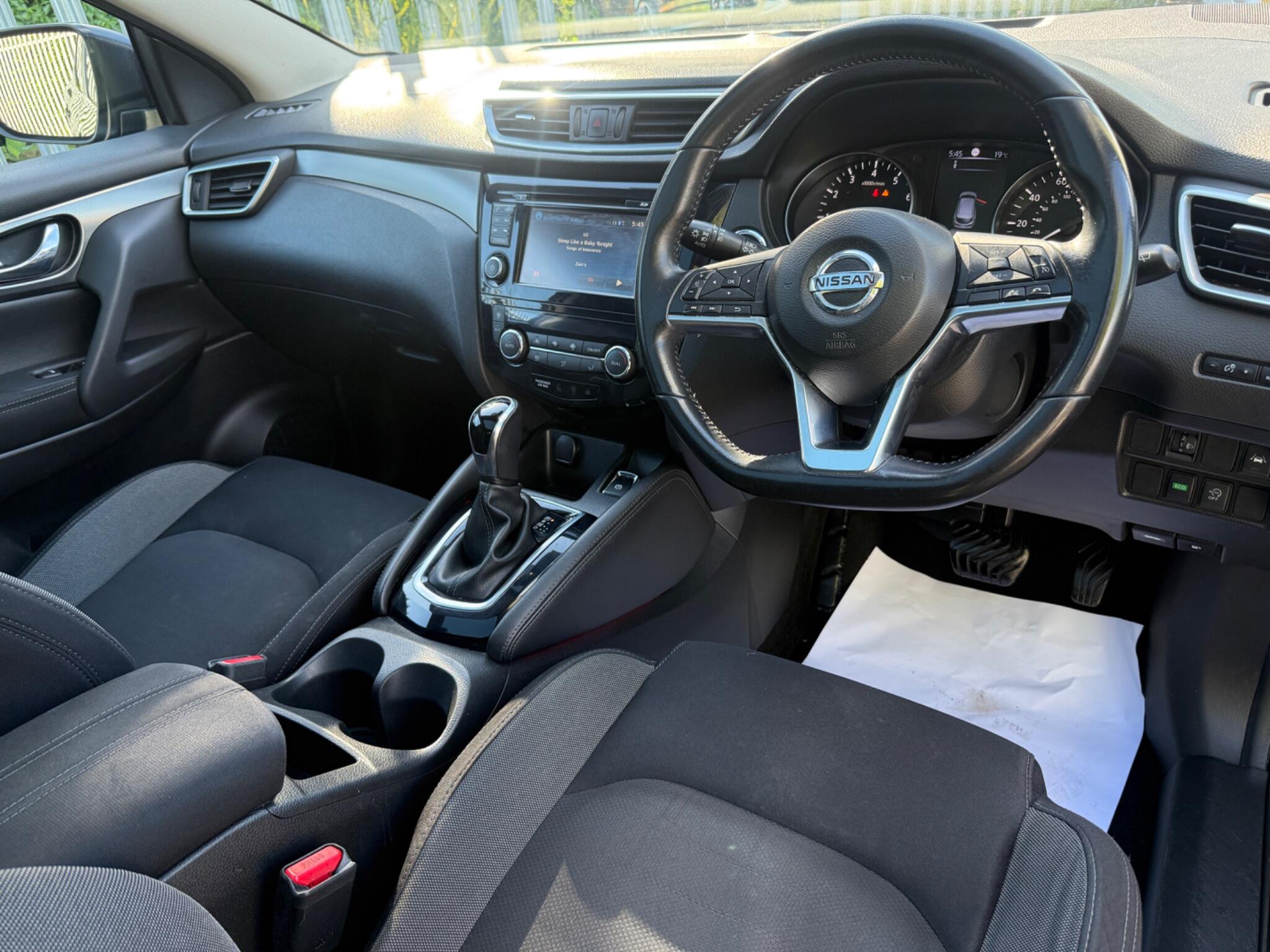 2017 Nissan Qashqai image 19