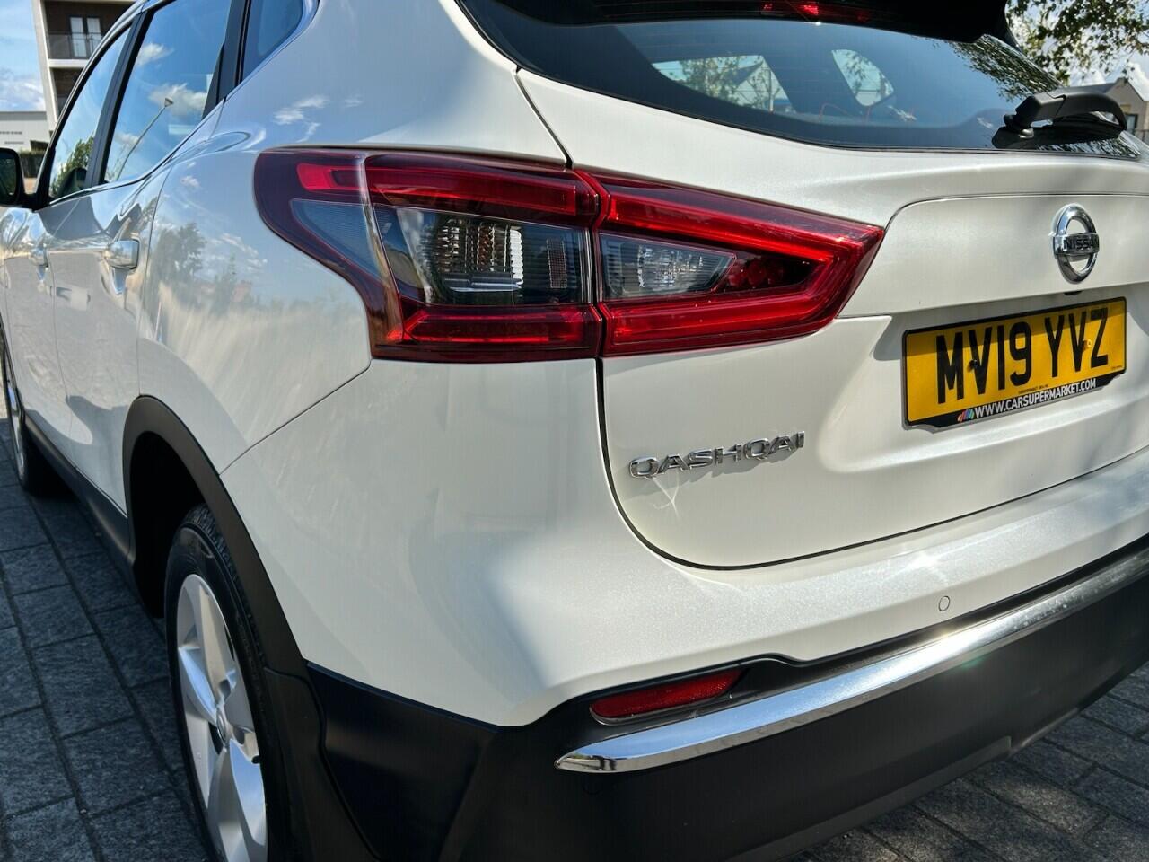 Nissan Qashqai view 16