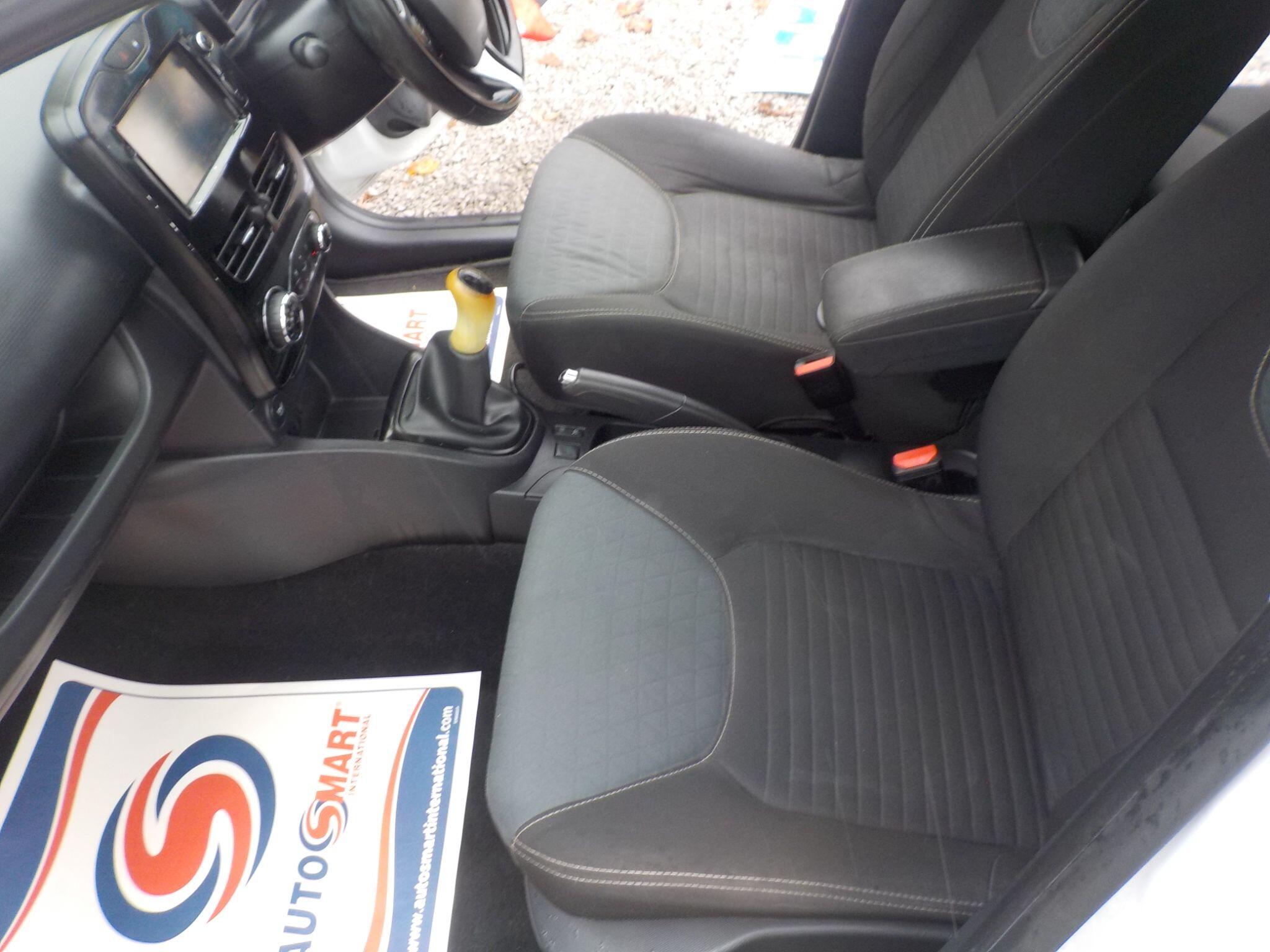 Renault Clio 1.5 dCi Dynamique S MediaNav Euro 5 (s/s) 5dr