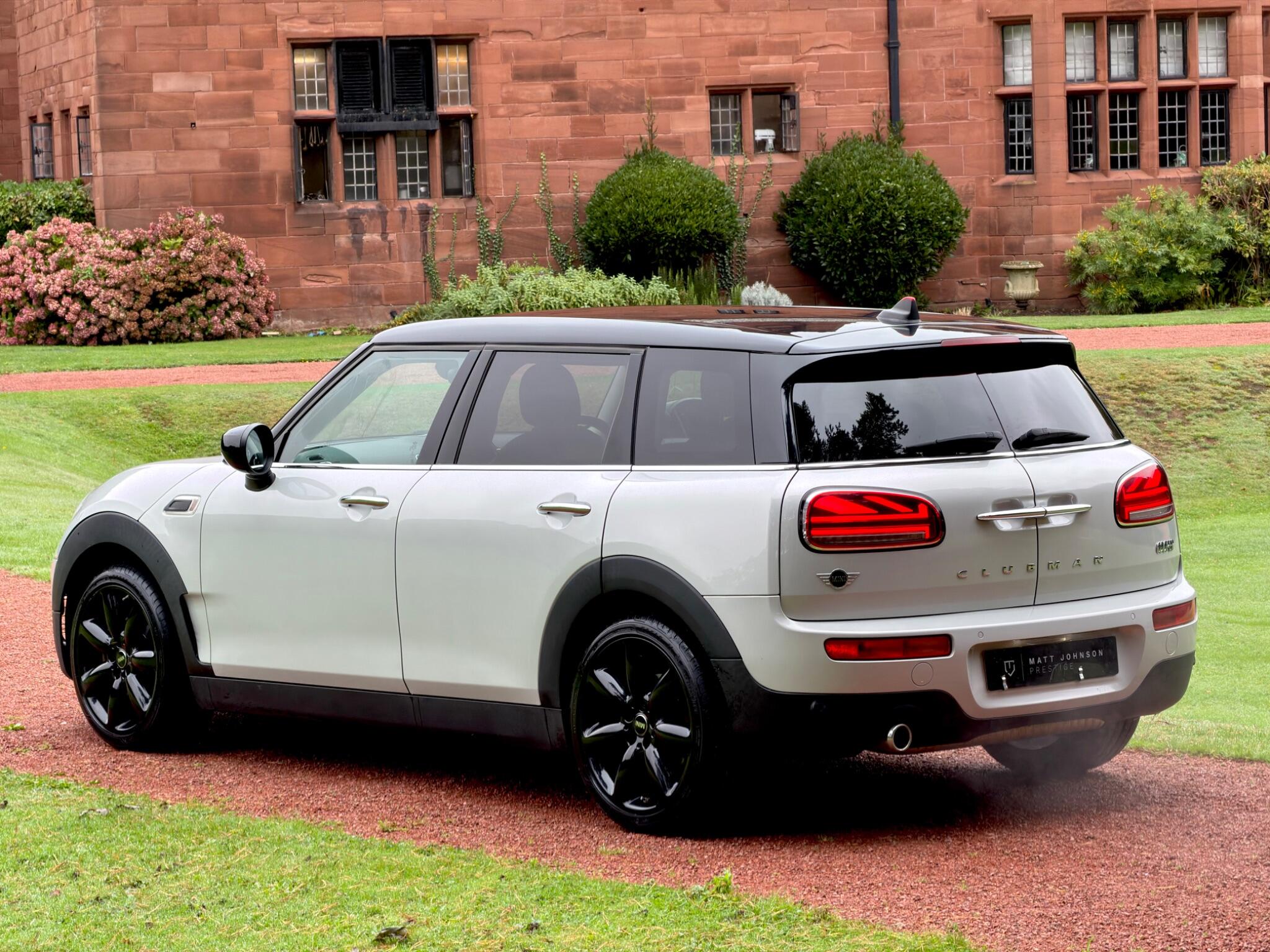 Mini Clubman view 23