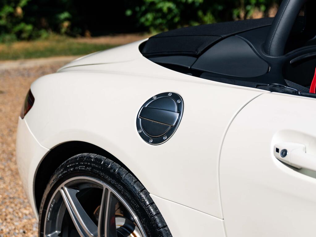 Mercedes-Benz SLS view 26