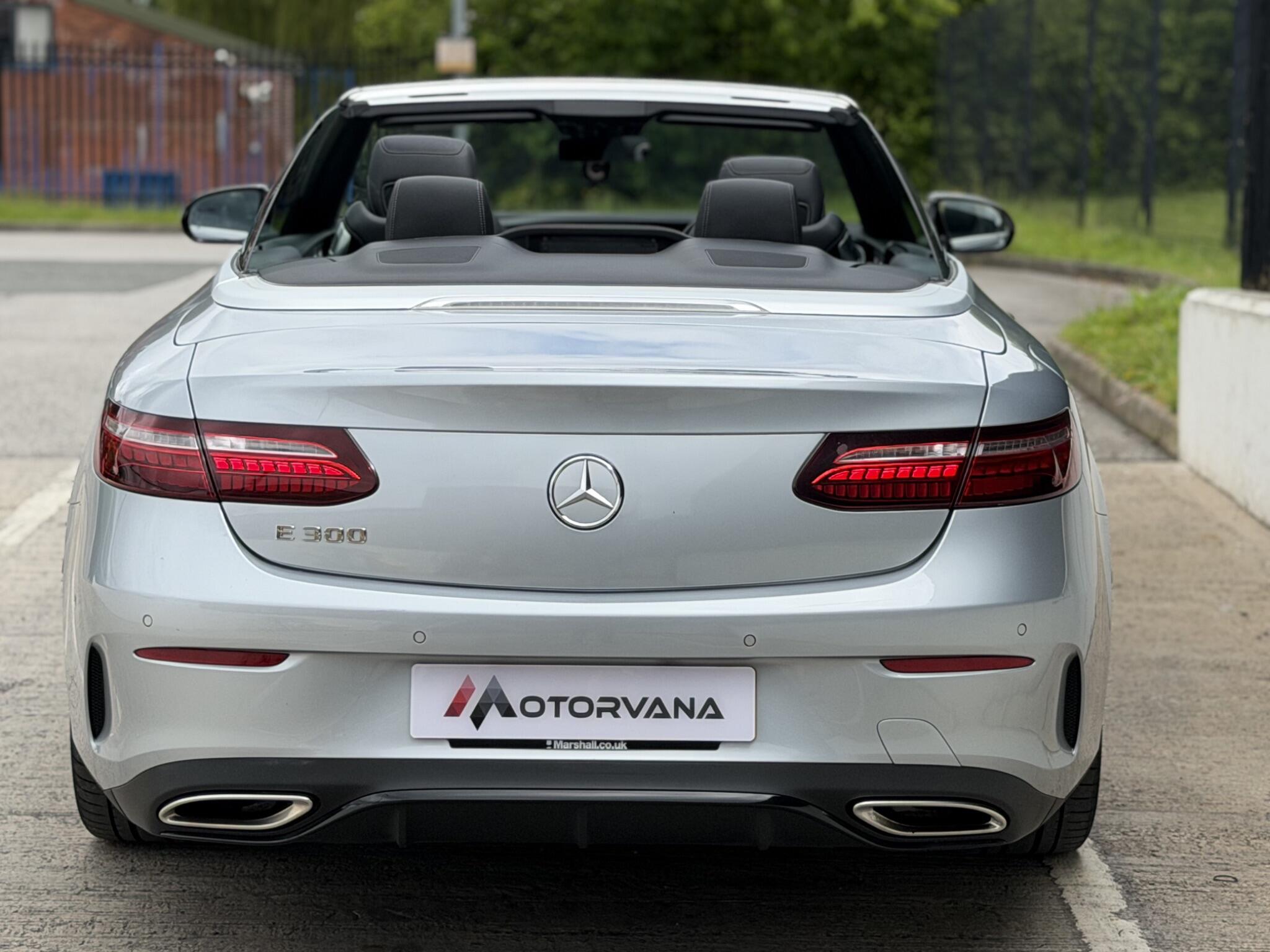 Mercedes-Benz E-Class view 13