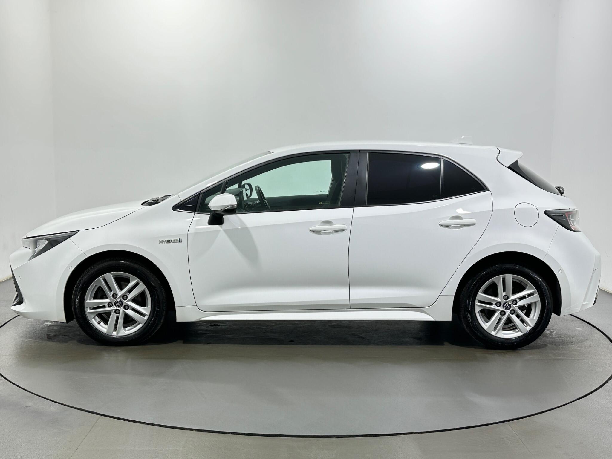 Toyota Corolla view 5