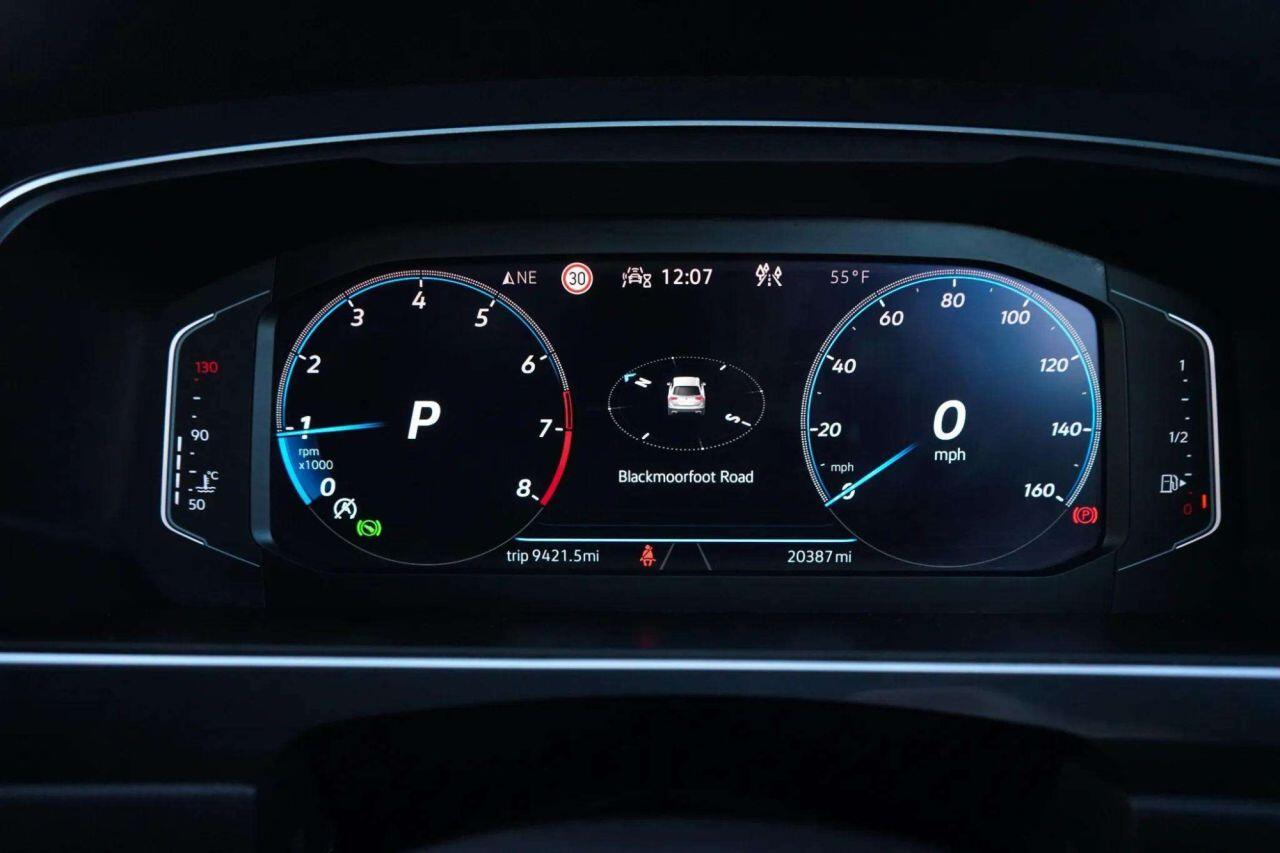 Volkswagen Tiguan view 36