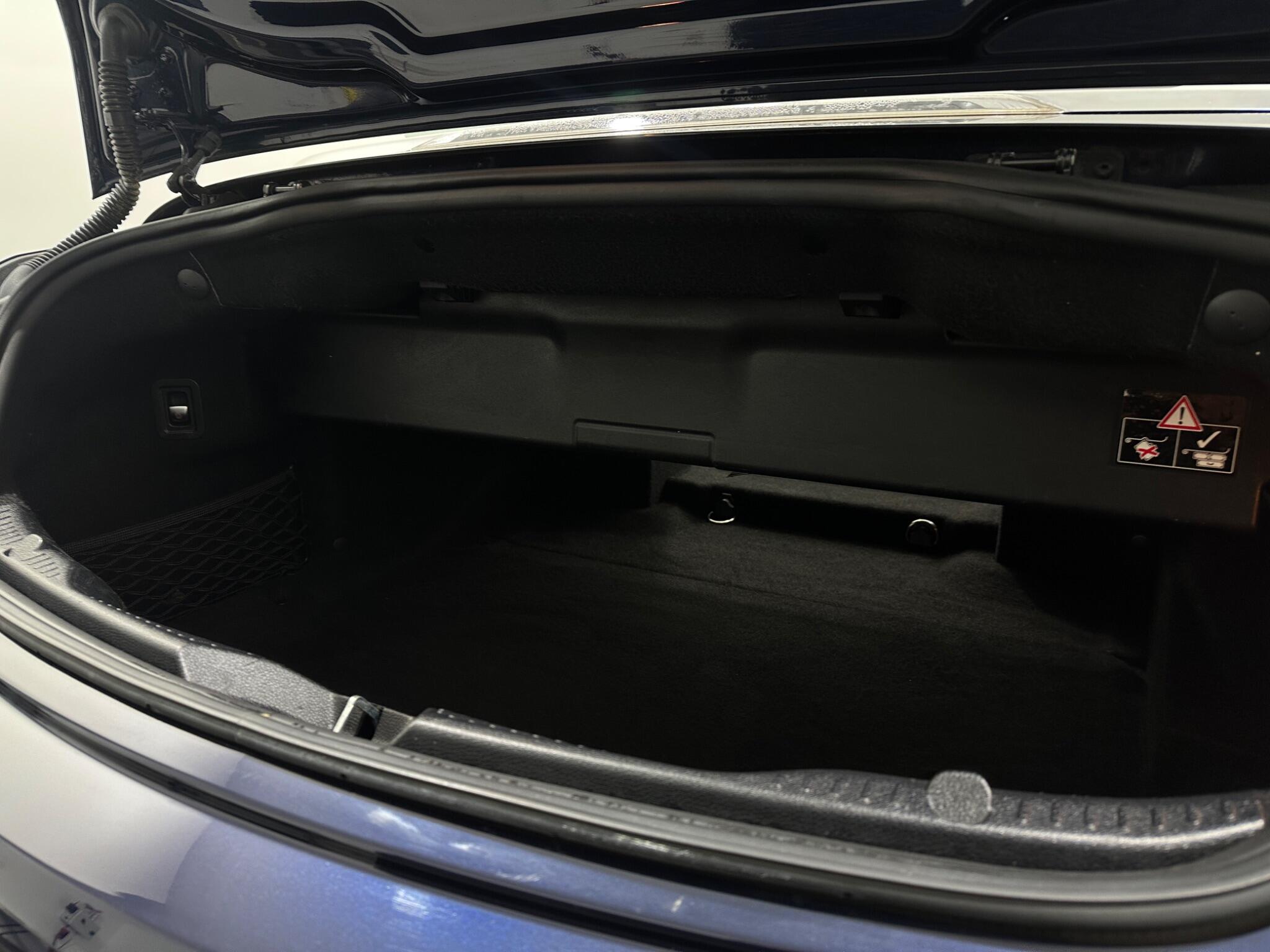Mercedes-Benz C Class view 42