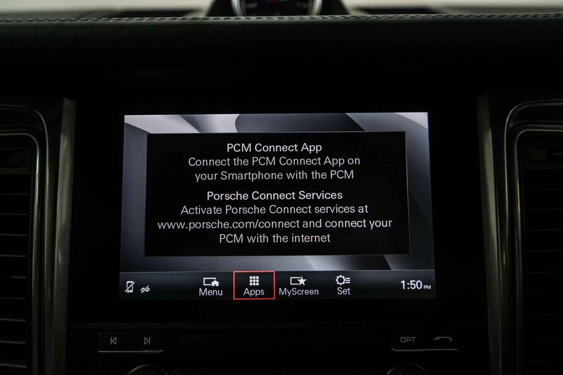 Porsche Macan view 39
