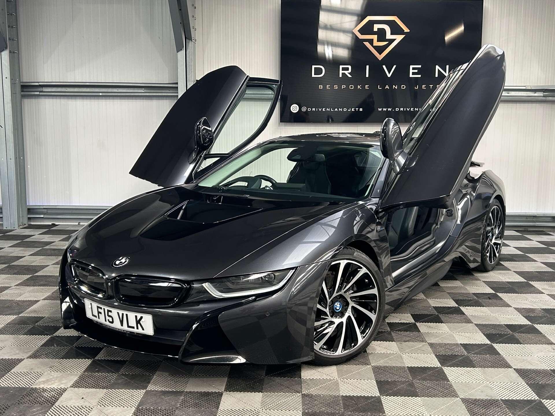 BMW I8 view 13