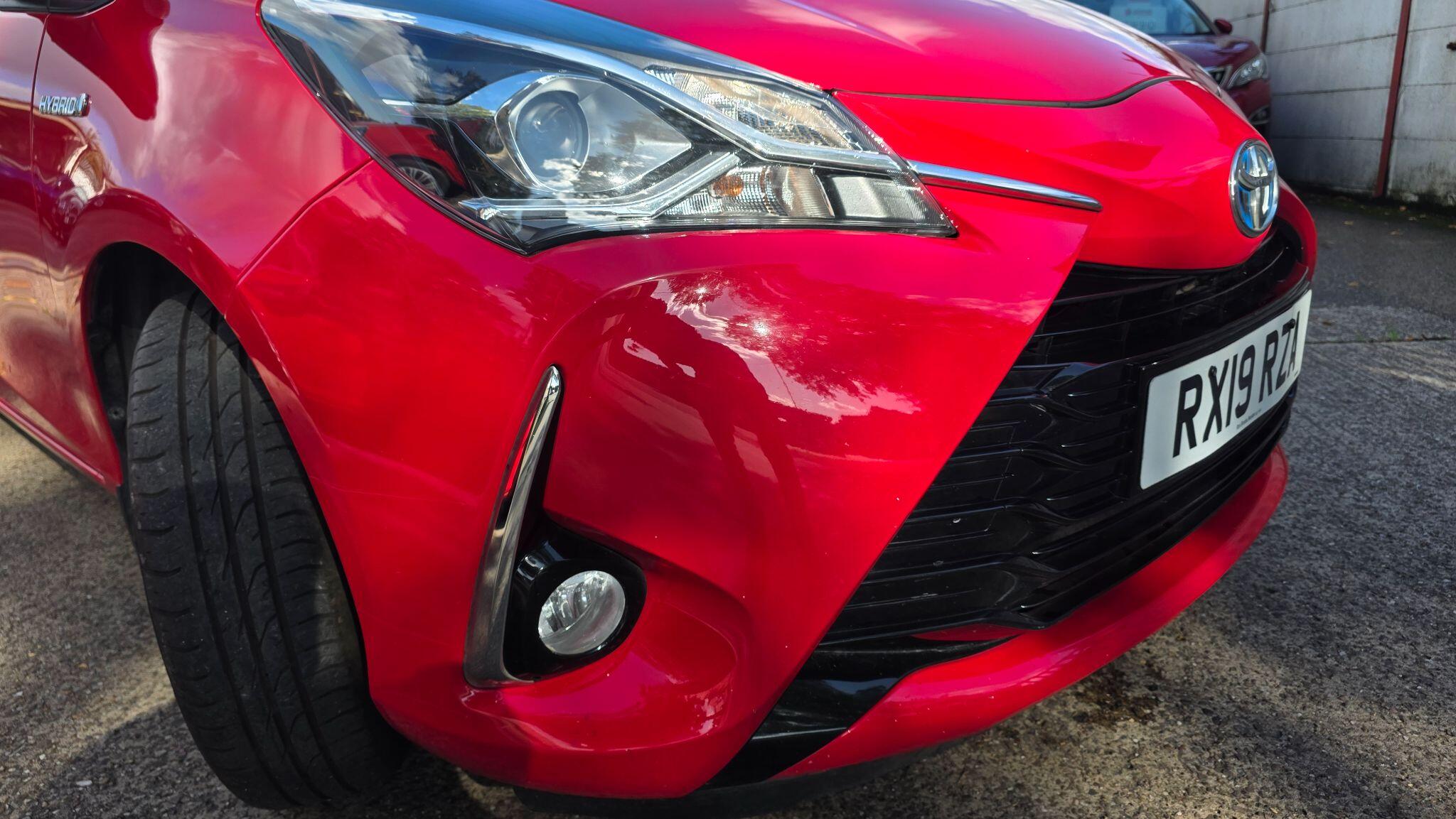 Toyota Yaris view 15