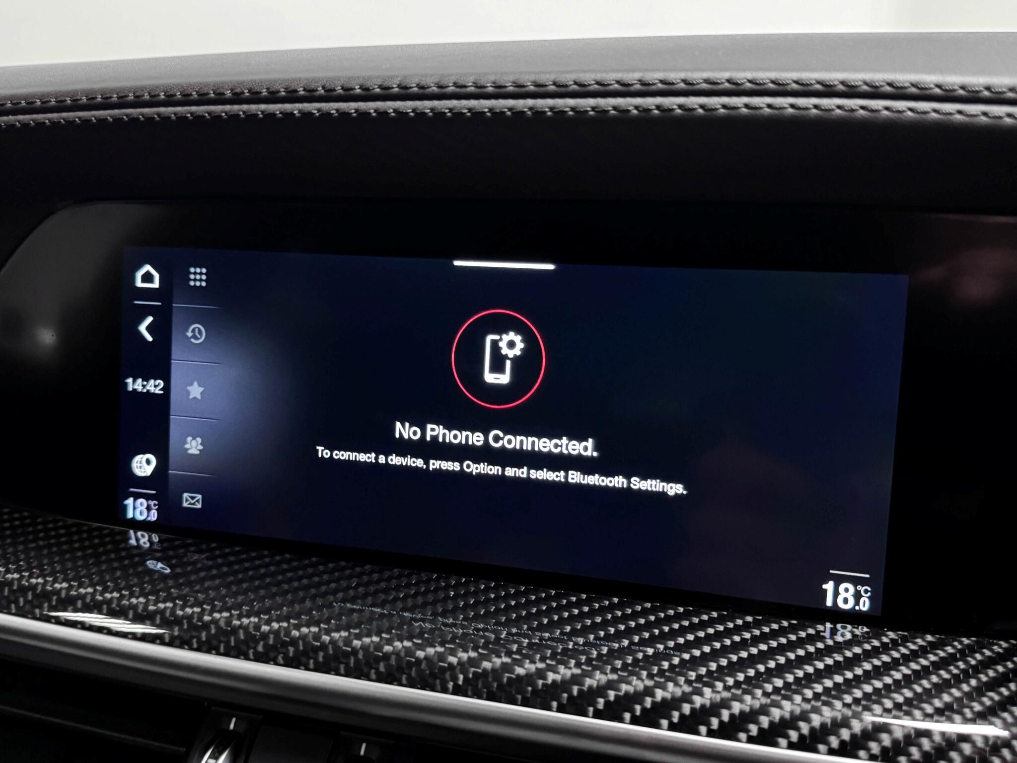 Alfa Romeo Stelvio view 45