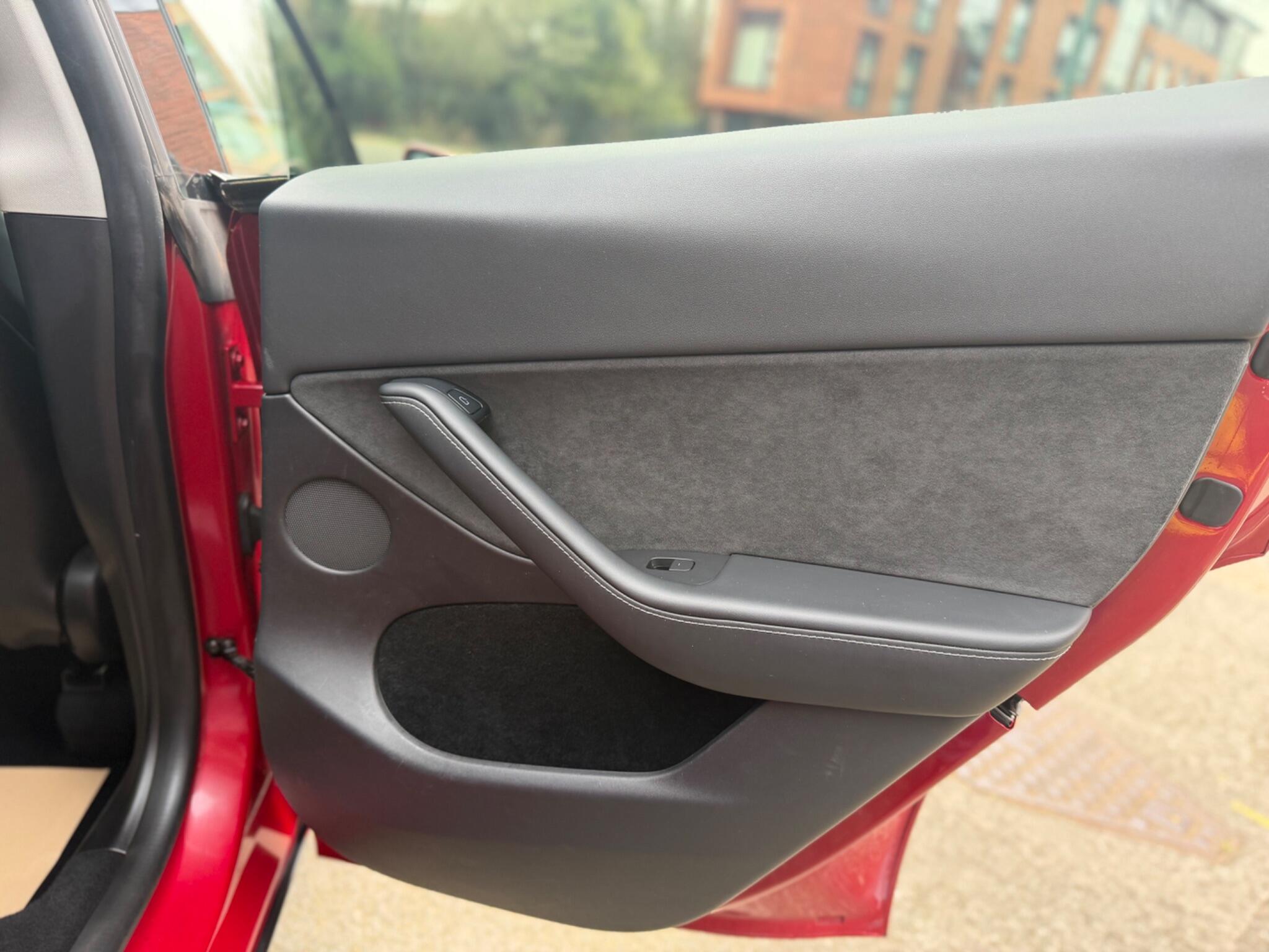 Tesla Model Y view 25
