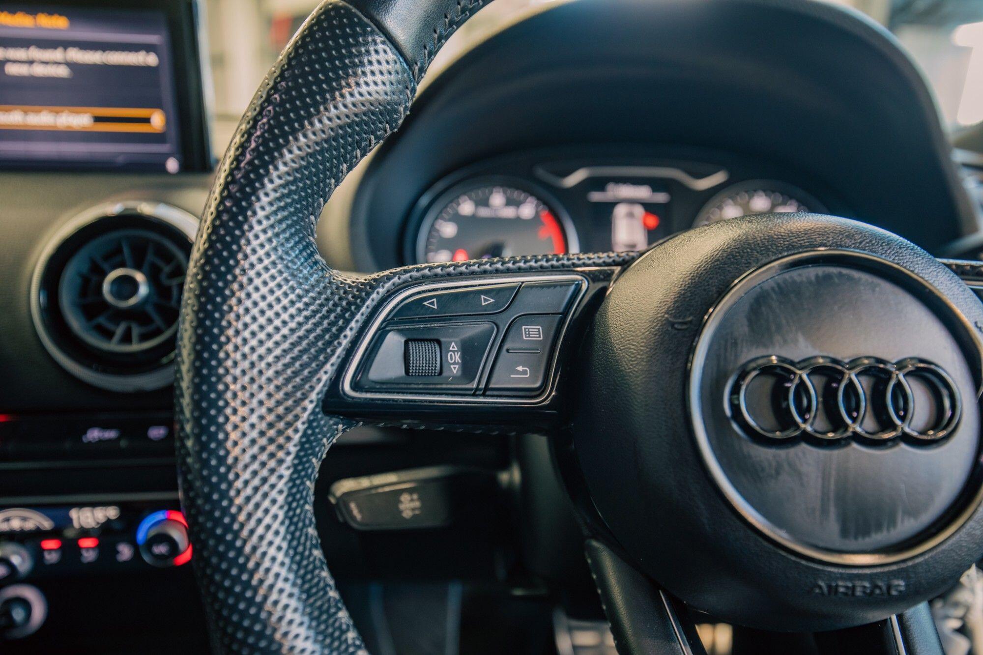 Audi S3 view 11