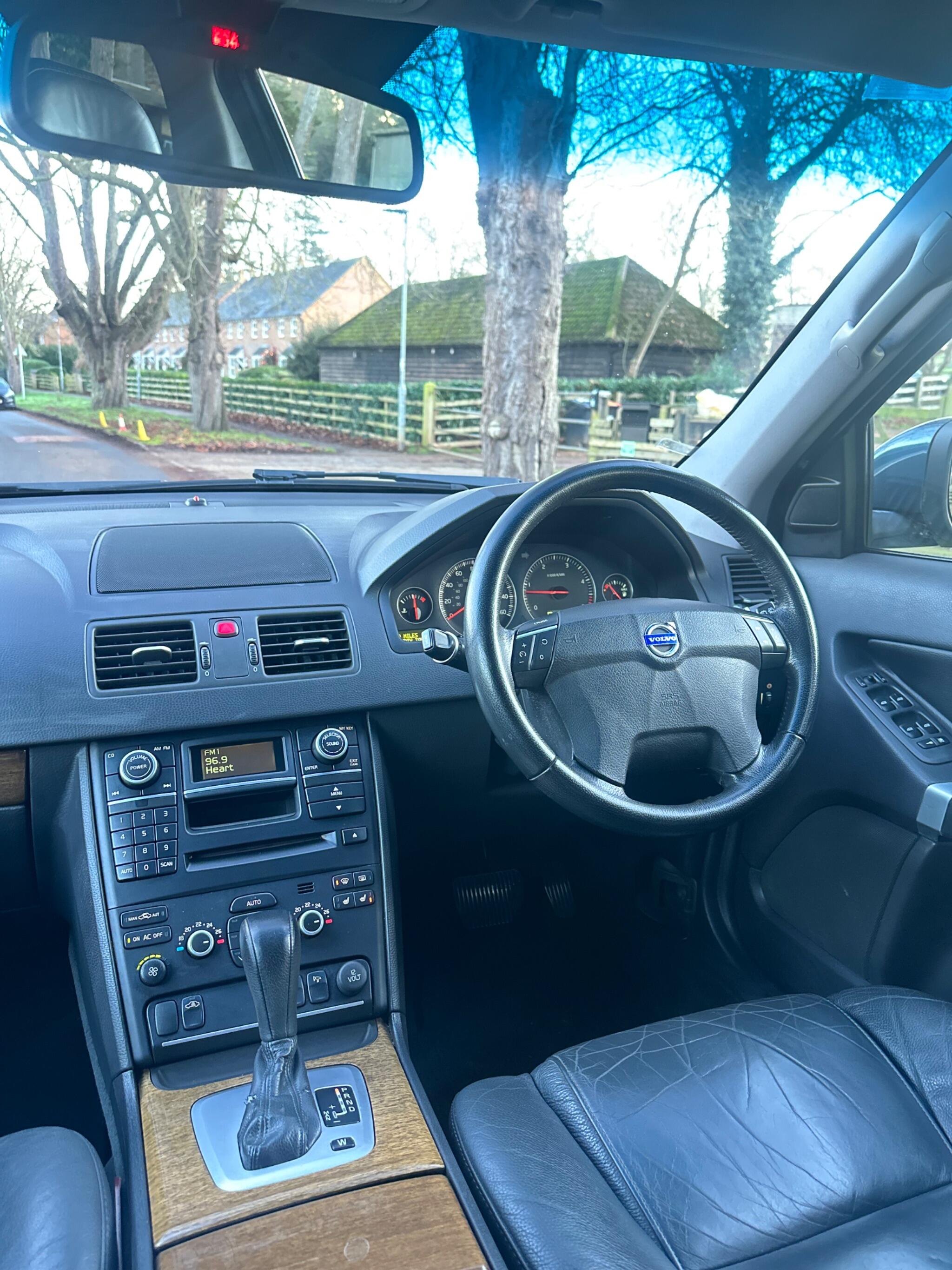 2007 Volvo XC90 image 25