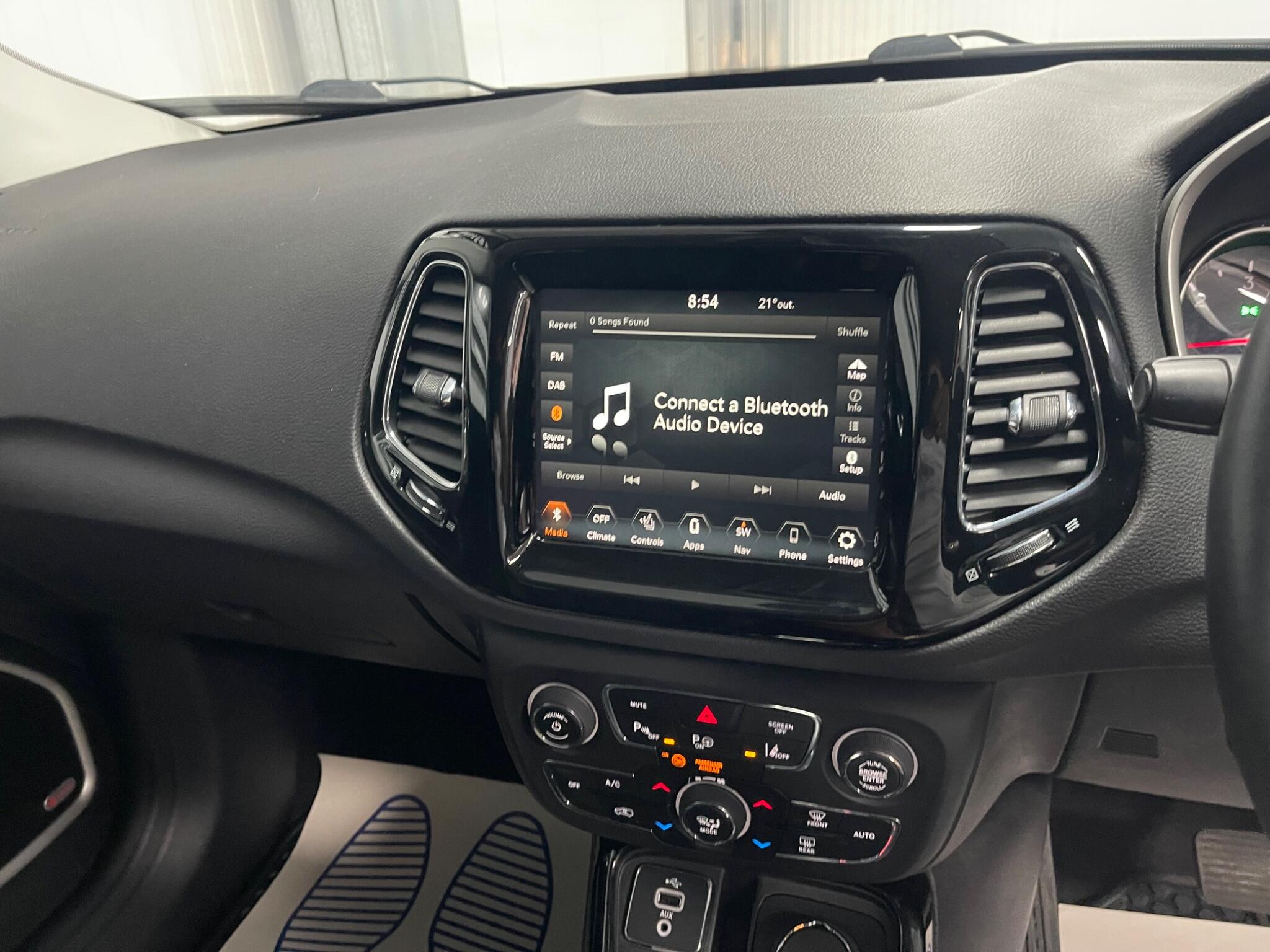 Jeep Compass view 33
