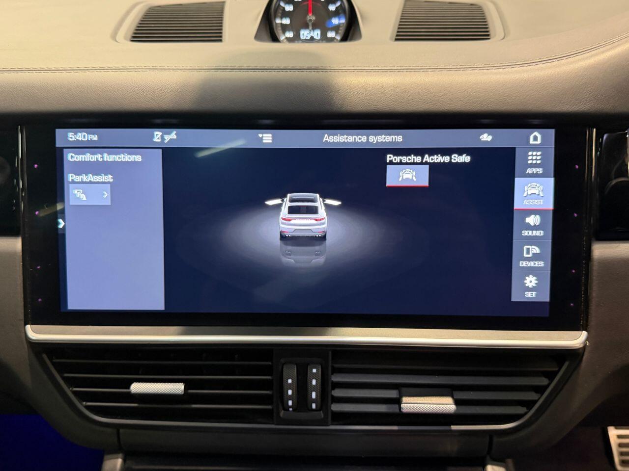 Porsche Cayenne view 20