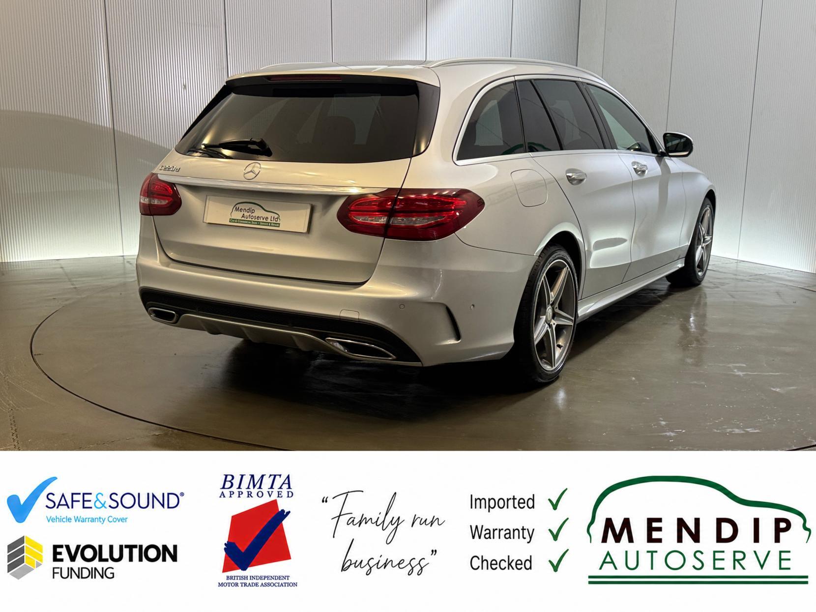 Mercedes-Benz C-Class view 25