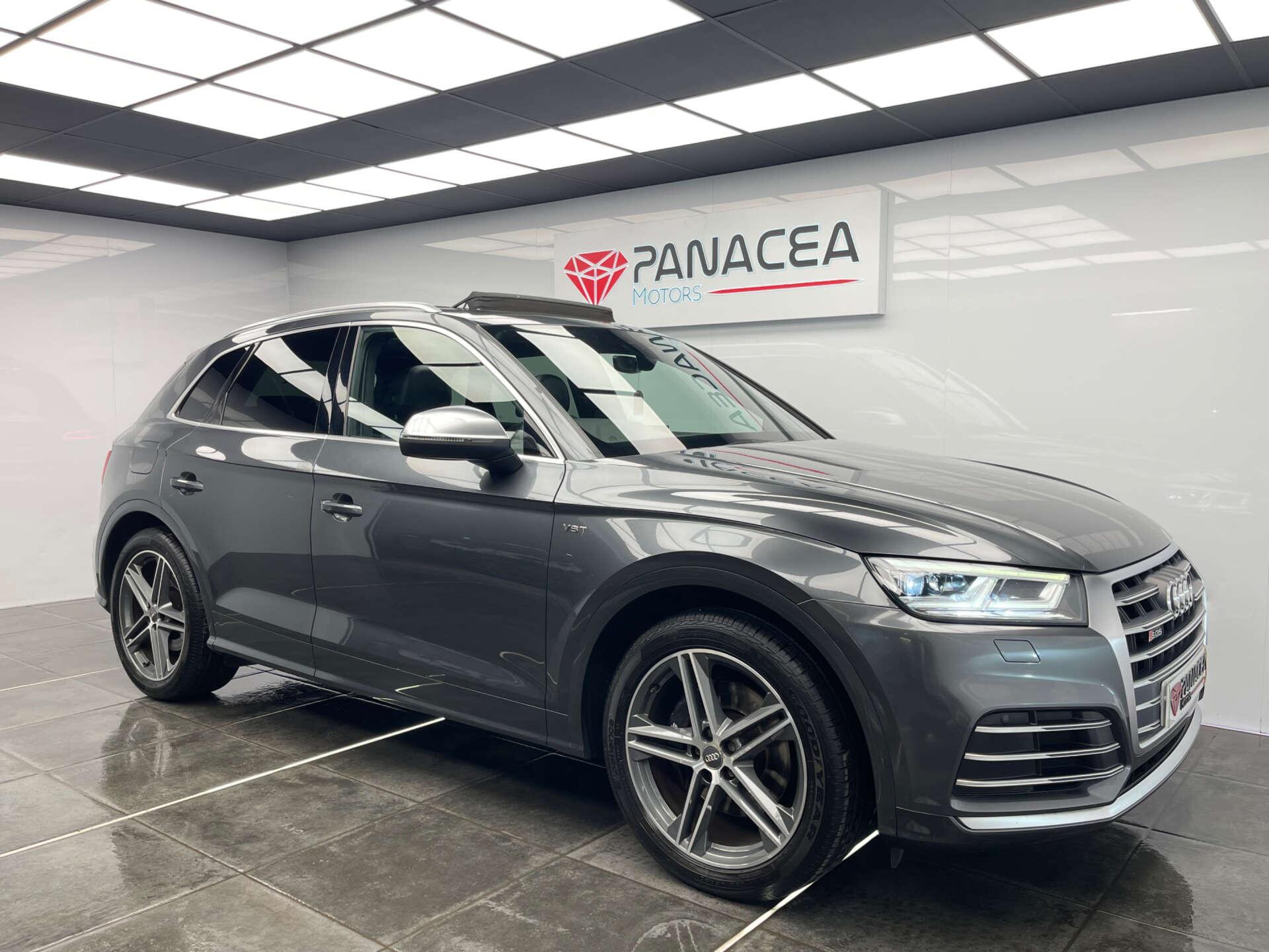 Audi SQ5 view 4