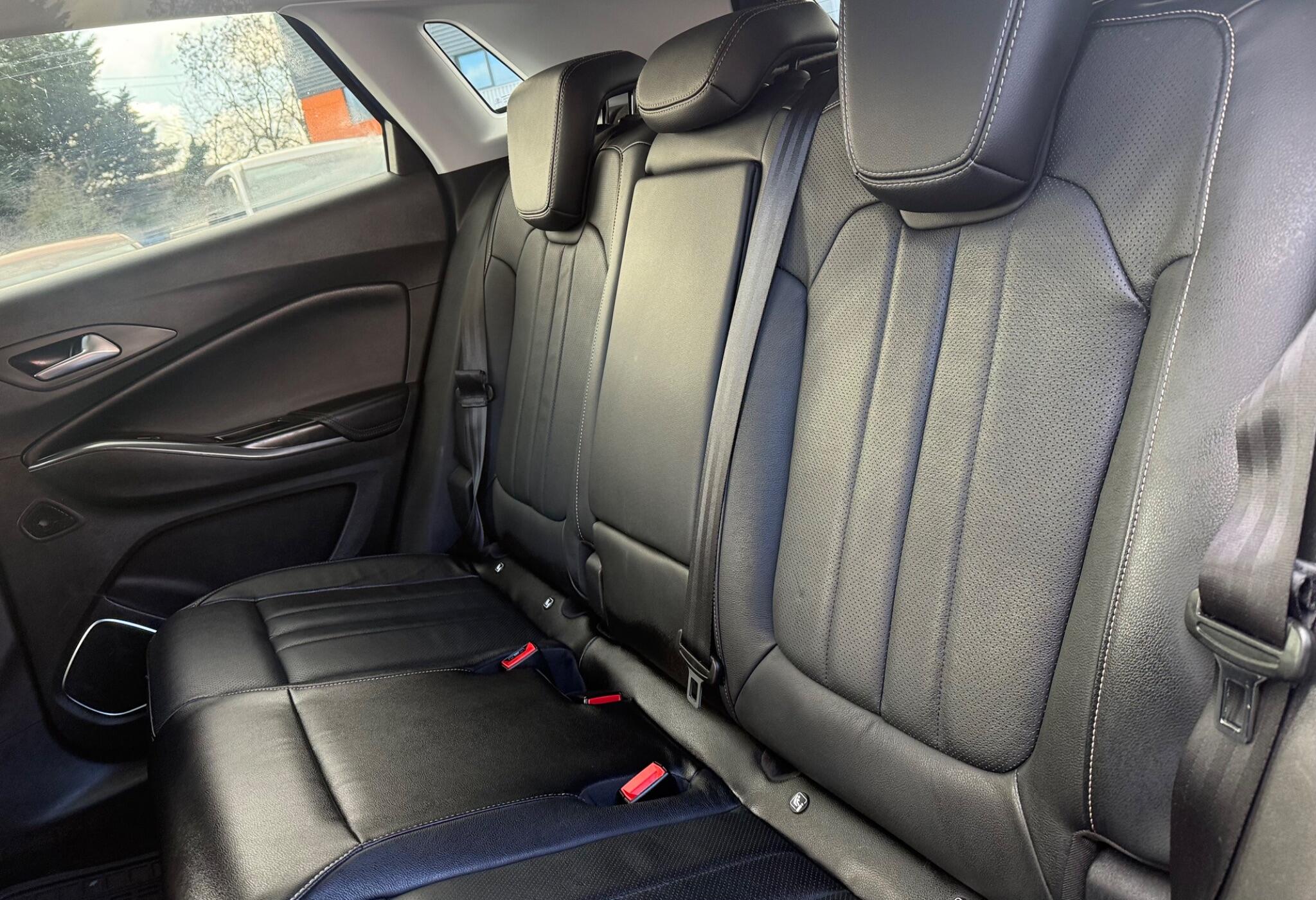 Vauxhall Grandland X view 11