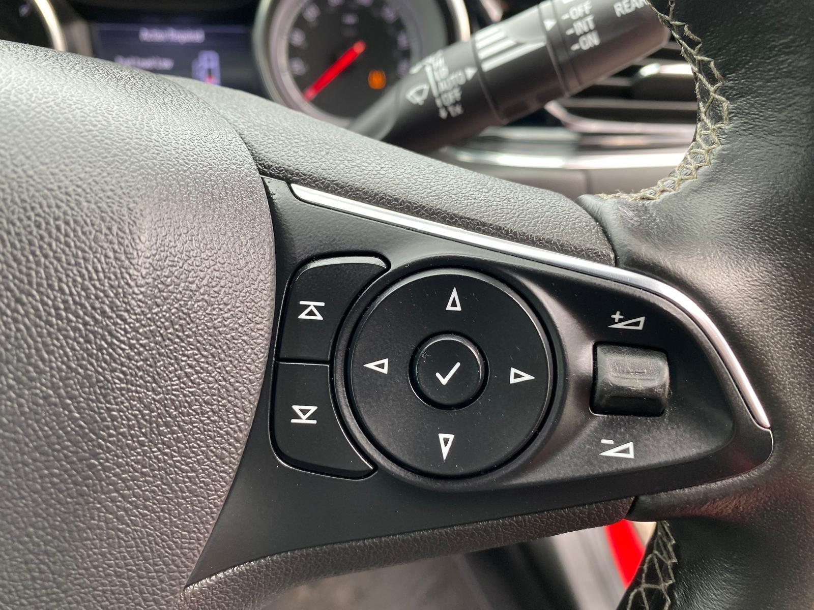 Vauxhall Insignia view 11