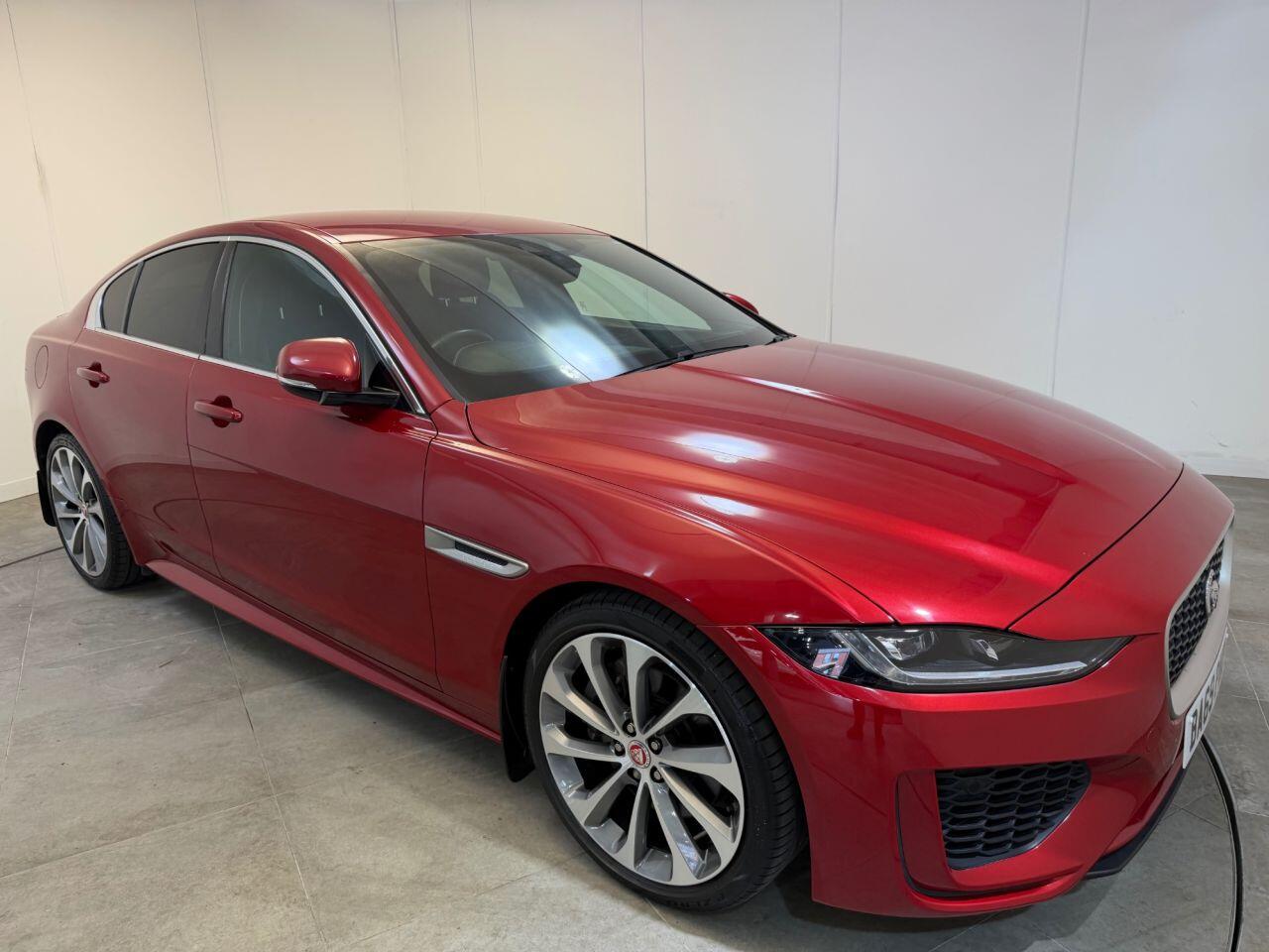 Jaguar Xe view 69