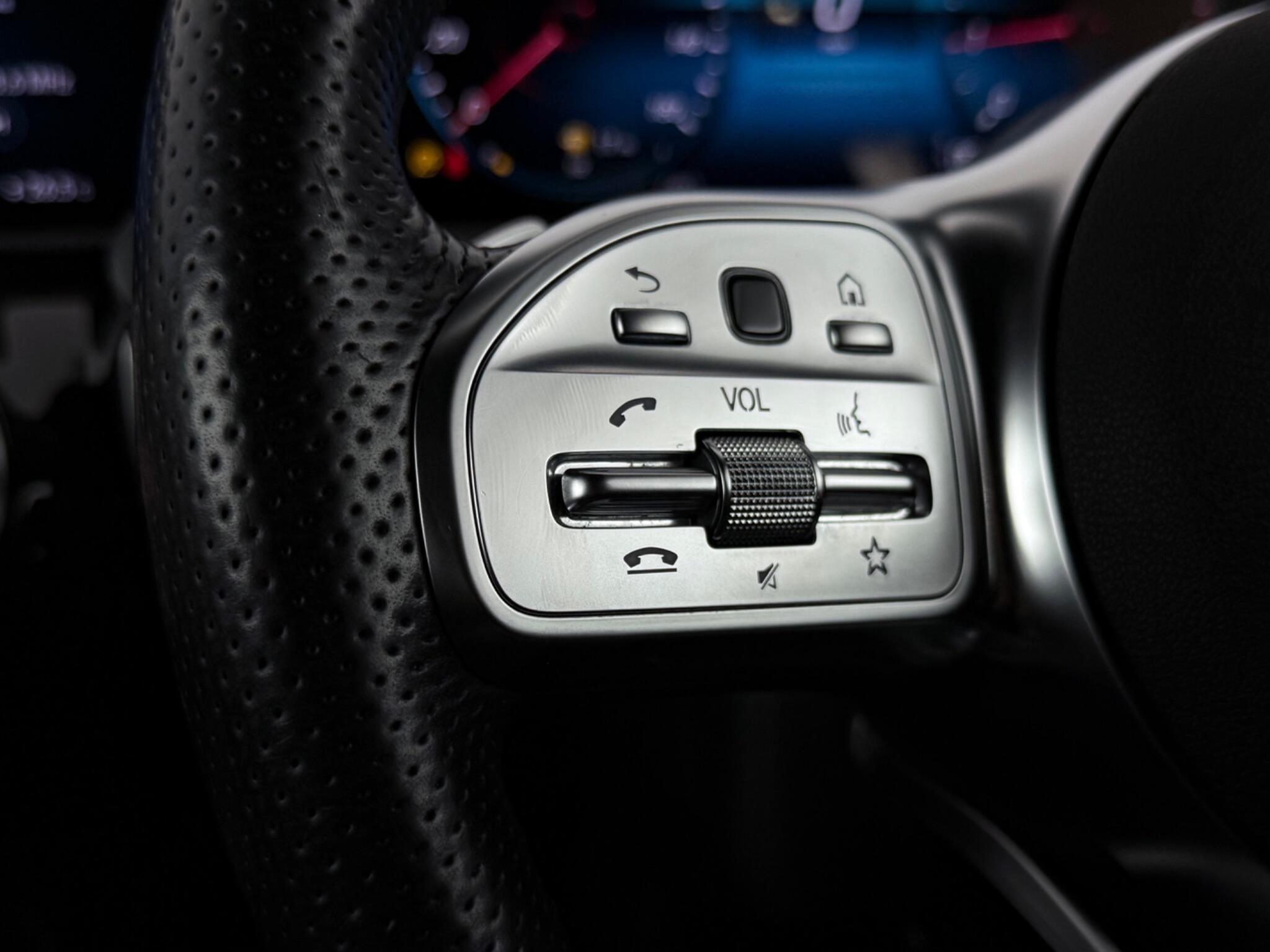 Mercedes-Benz Cla view 15