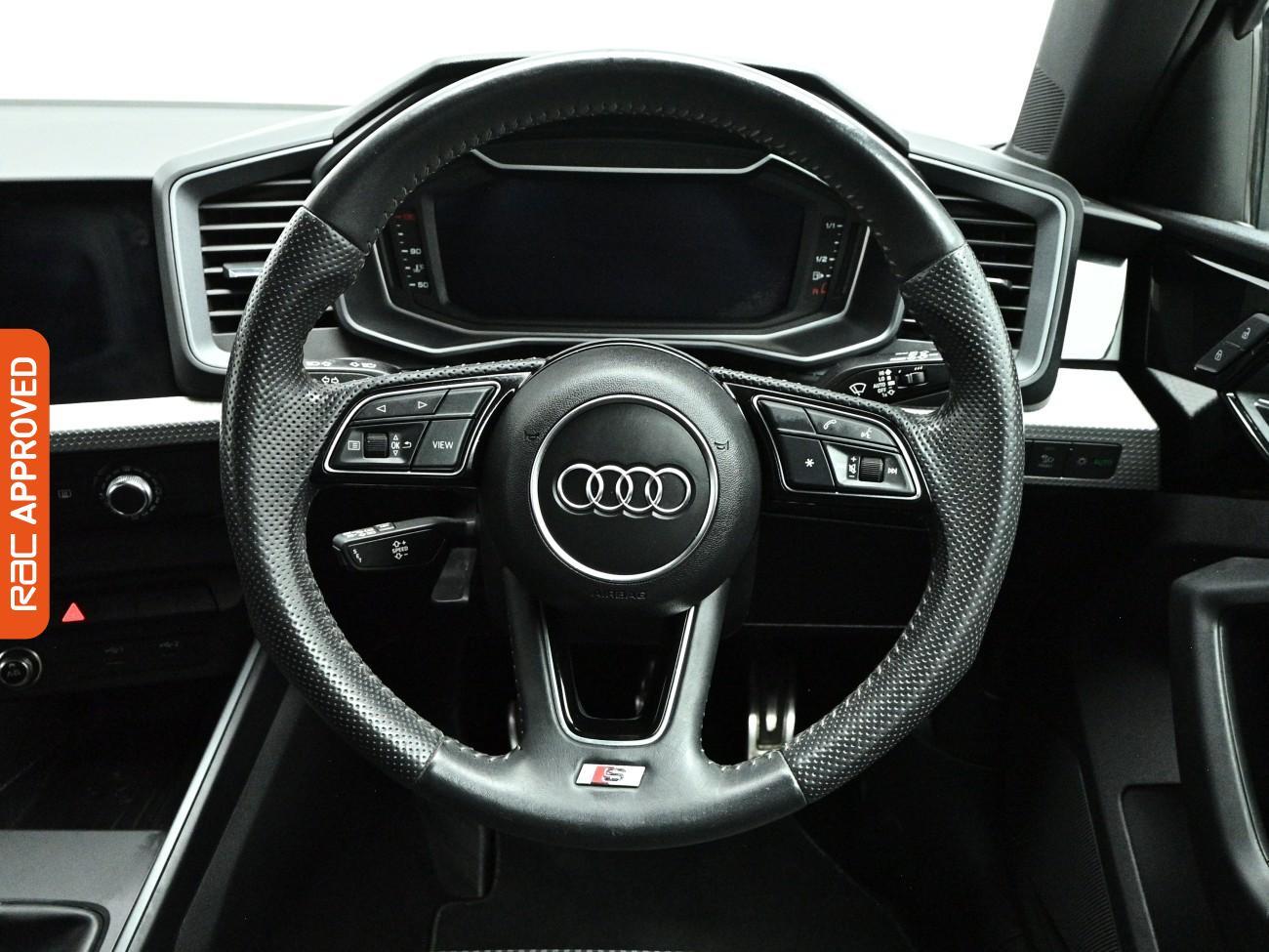 Audi A1 view 9