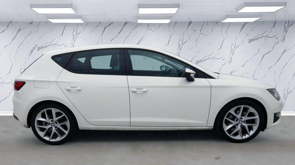 Seat Leon view 8