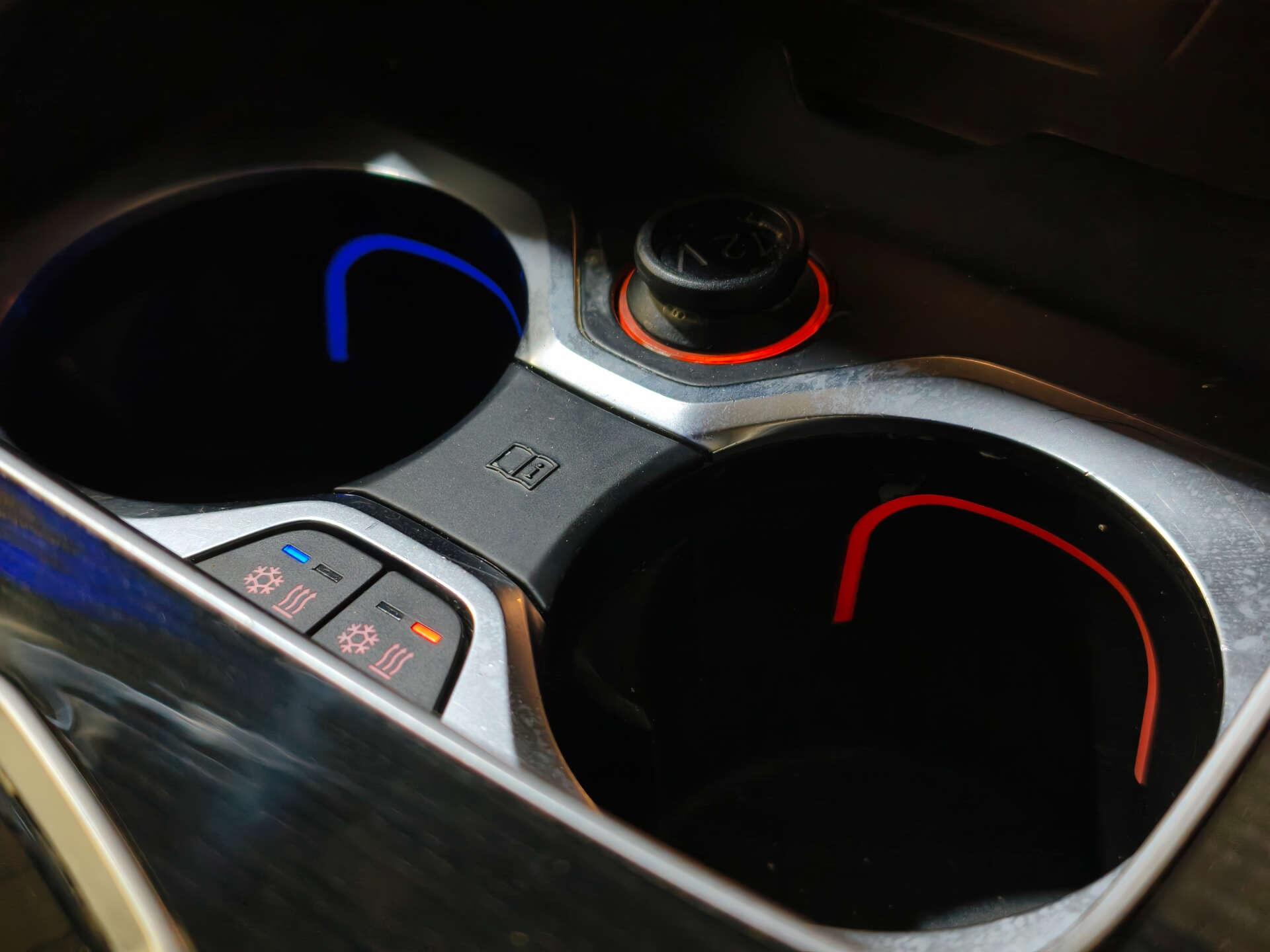 BMW X7 view 42