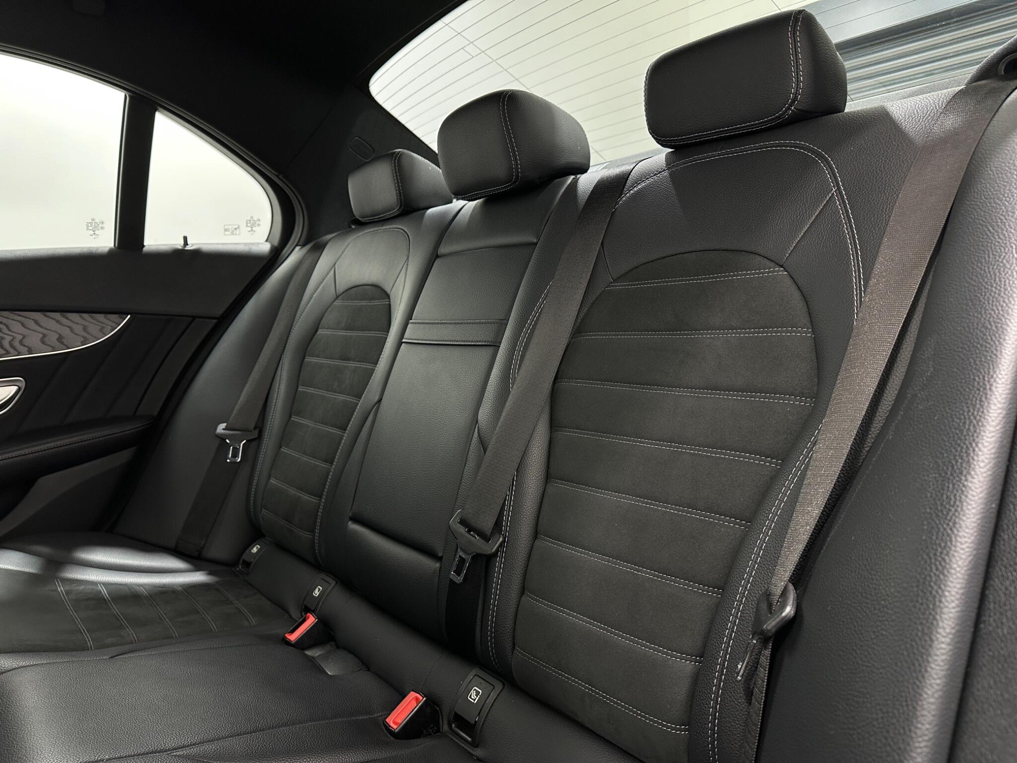 Mercedes-Benz C Class view 40