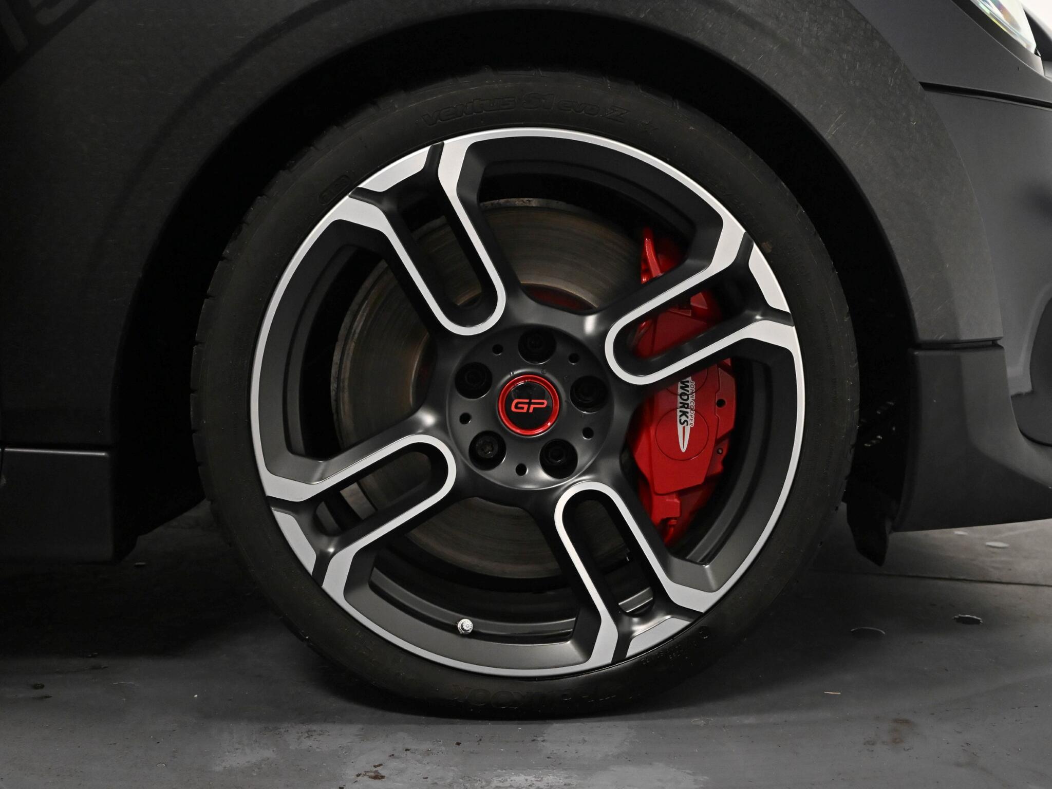 Mini Hatch view 55