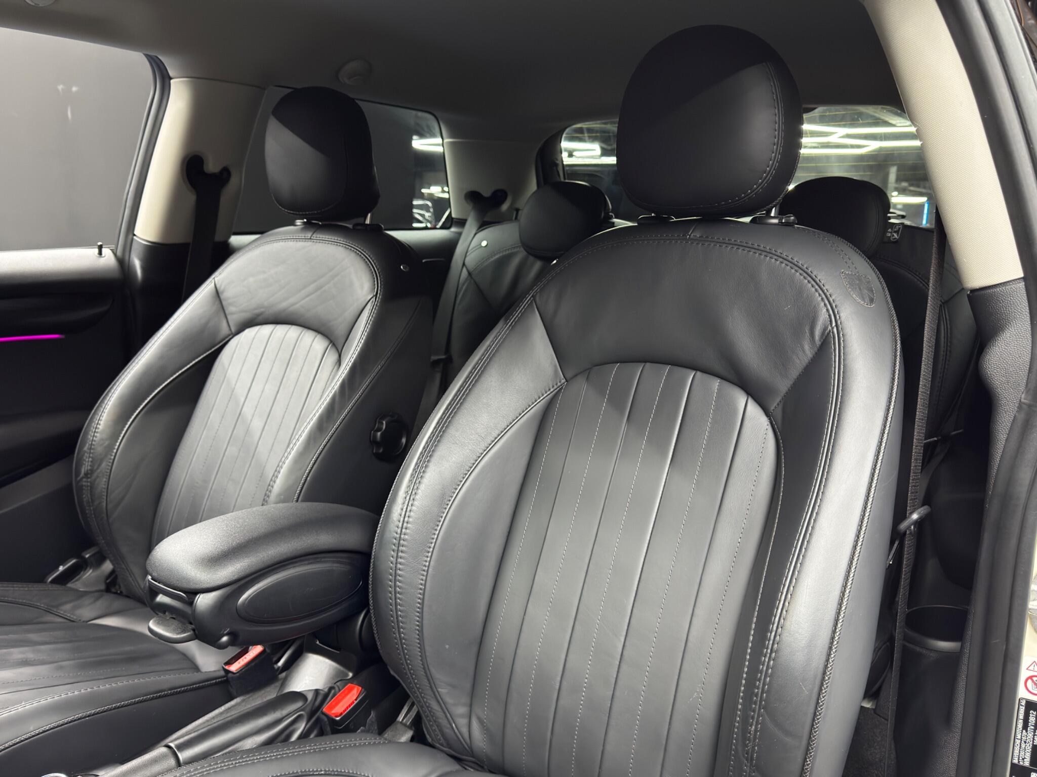 MINI Hatch view 14