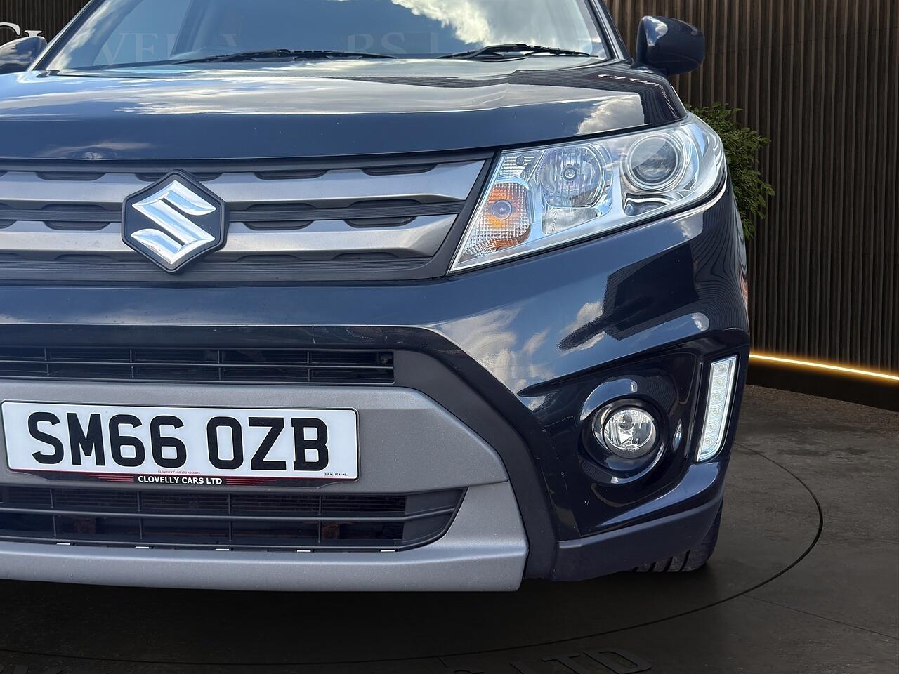 Suzuki Vitara view 14