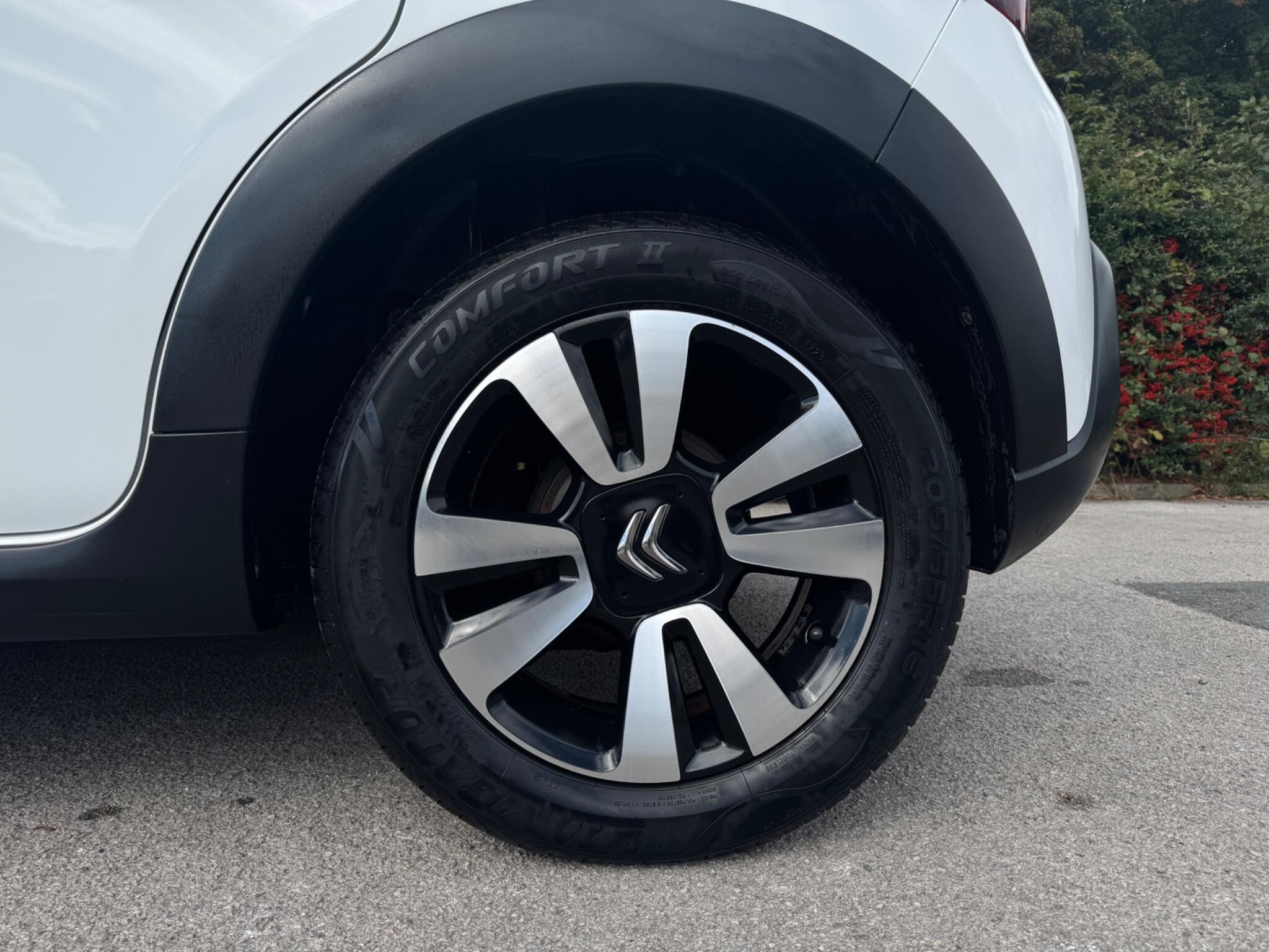 Citroen C3 view 12