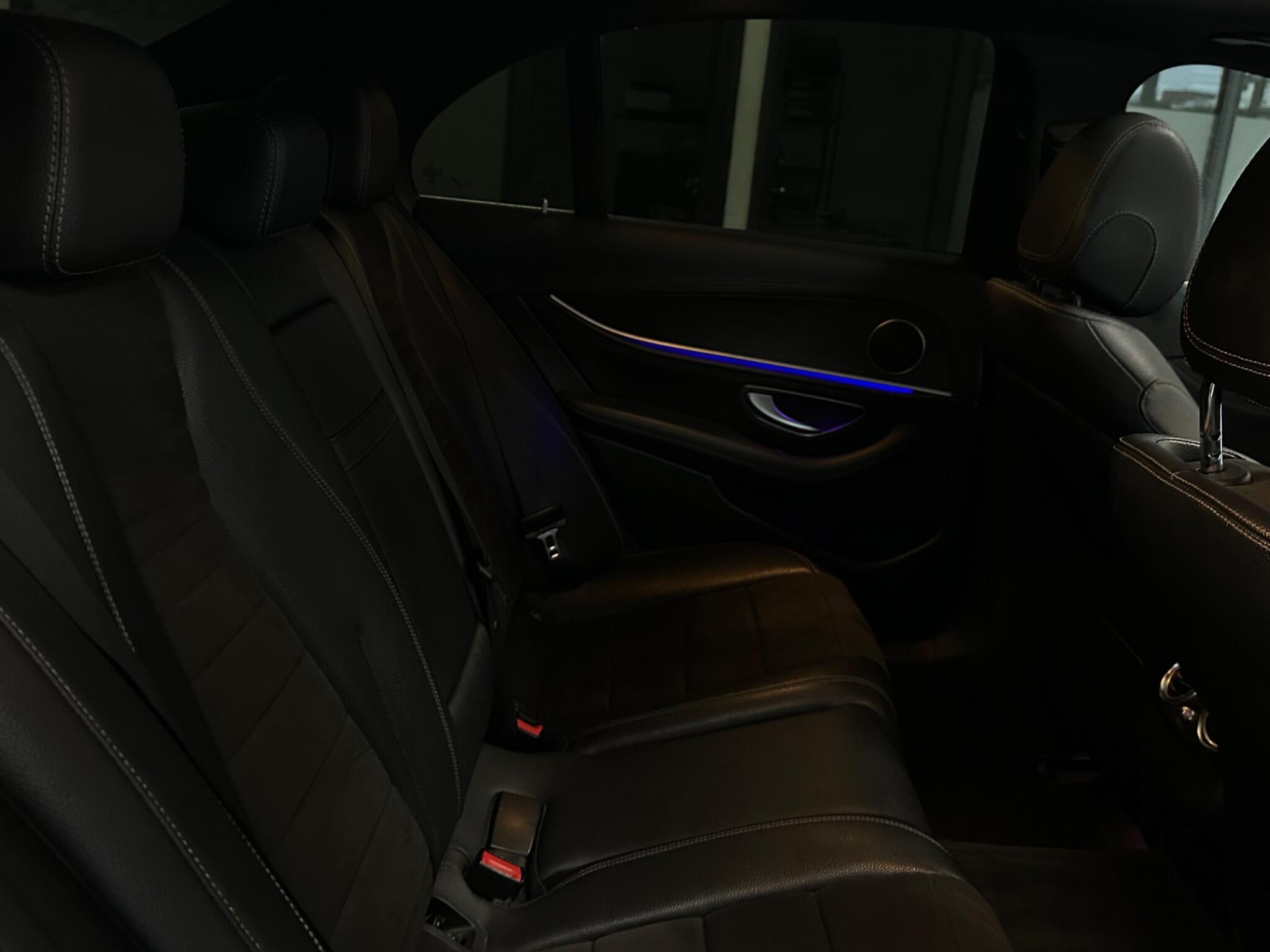 Mercedes-Benz E Class view 34