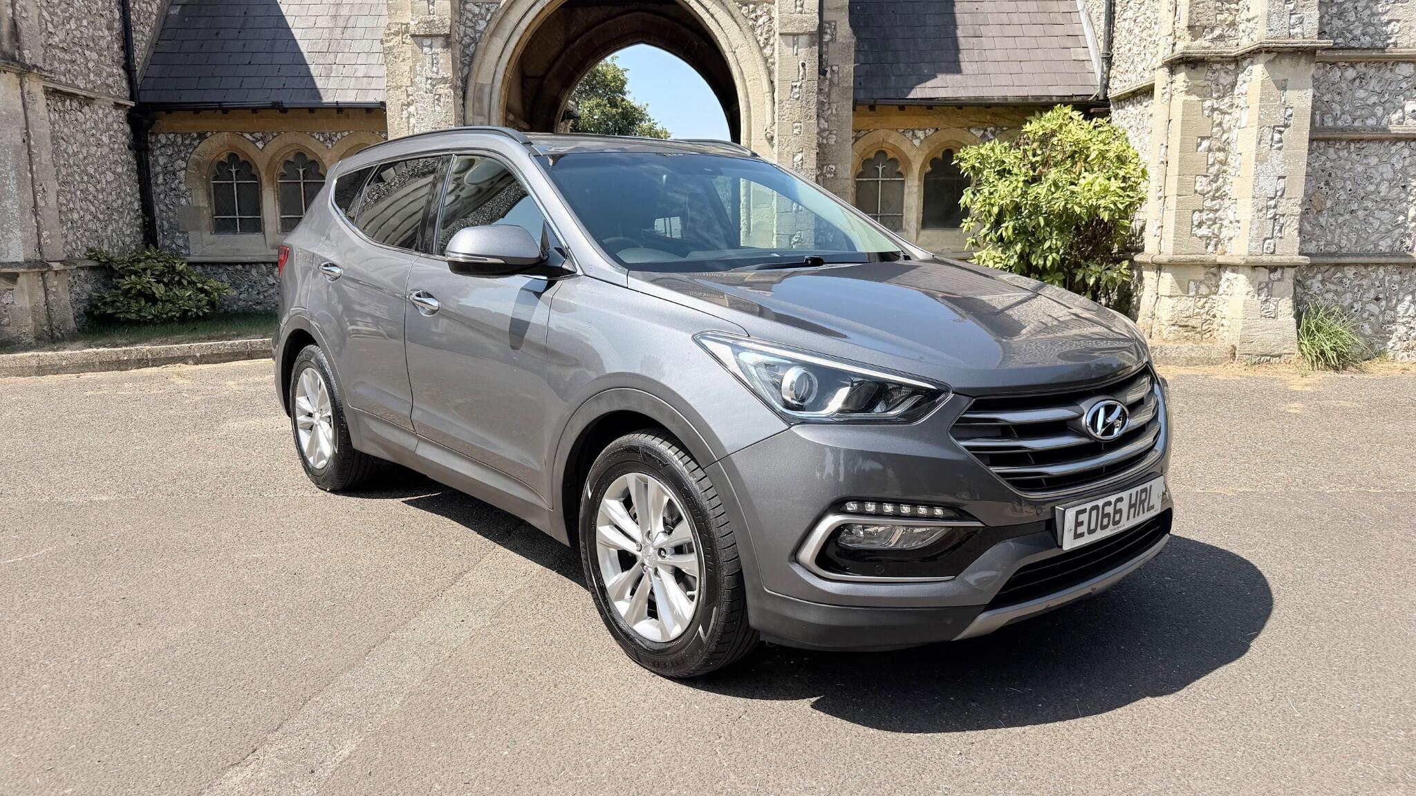 Hyundai Santa Fe view 9