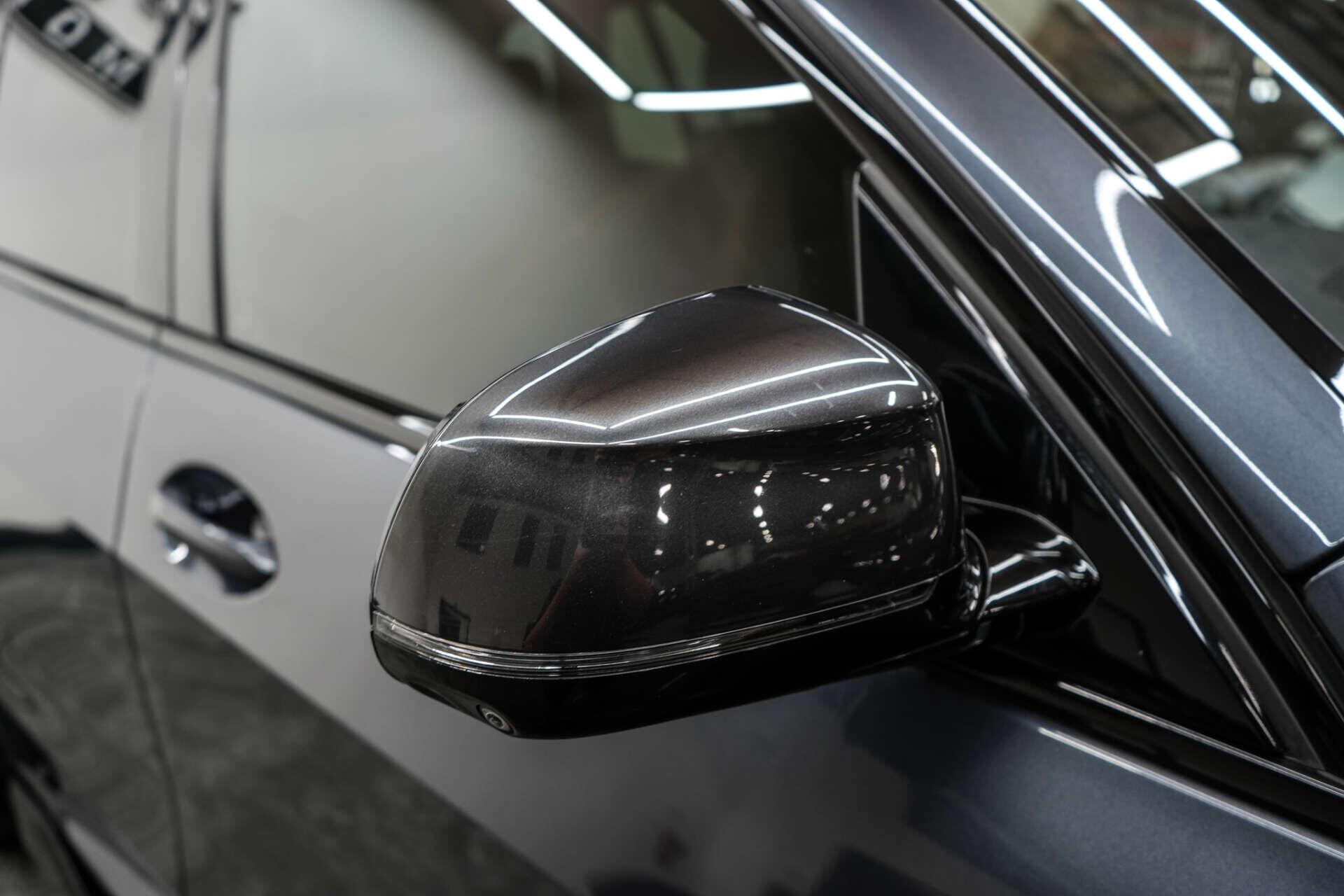 BMW X5 view 8
