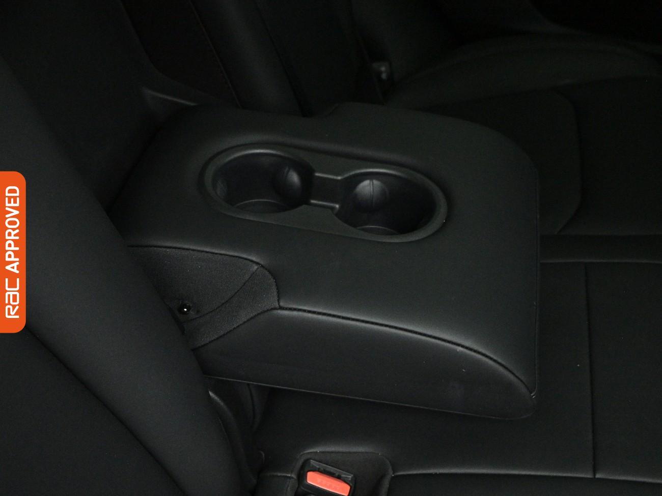 Tesla Model Y view 27