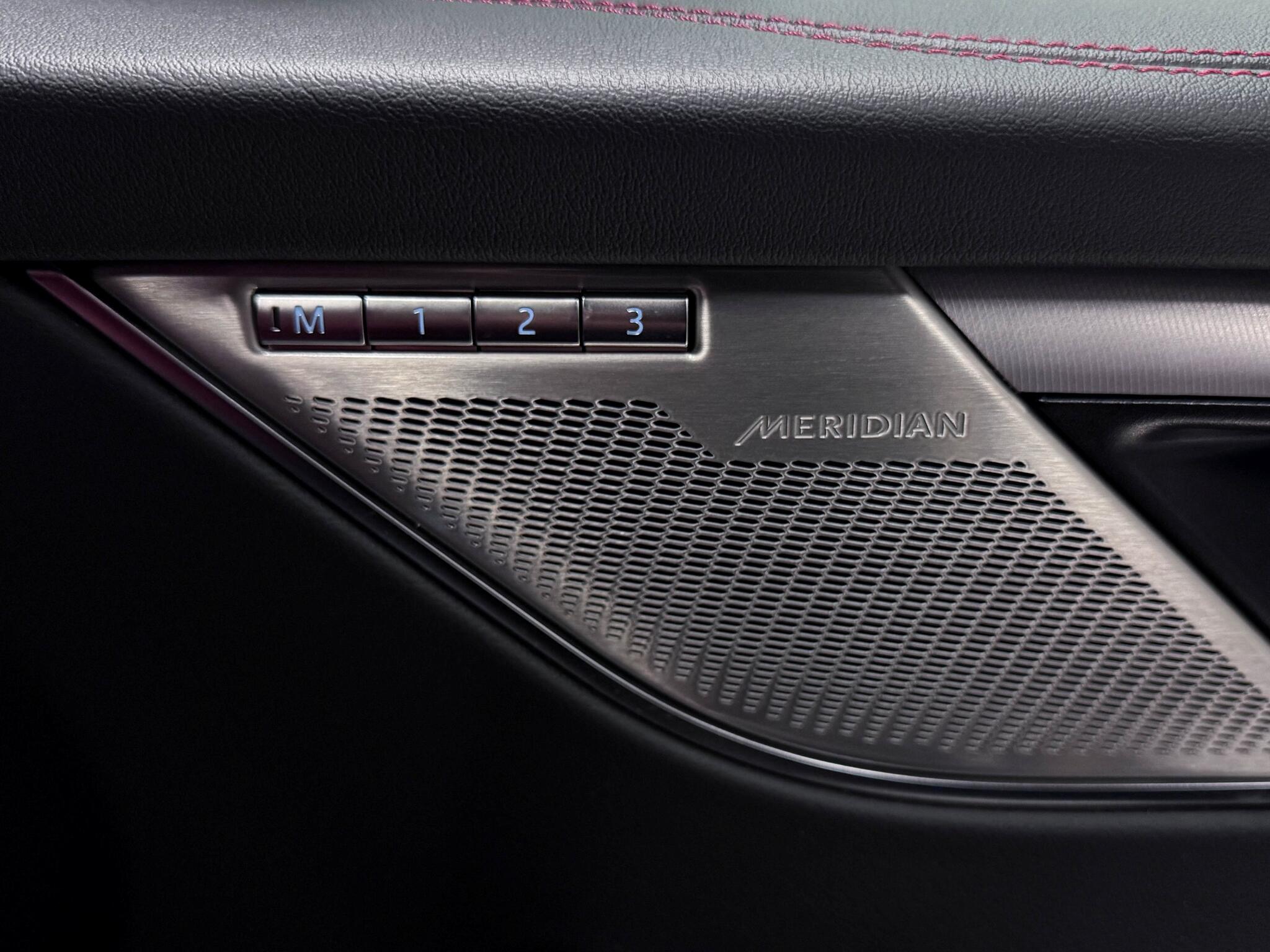 Jaguar F-Pace view 32