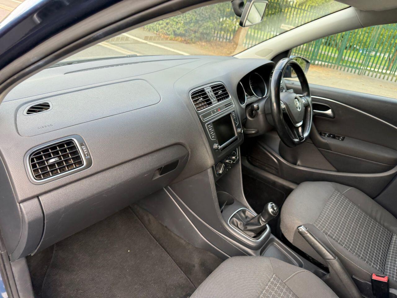 Volkswagen Polo view 33
