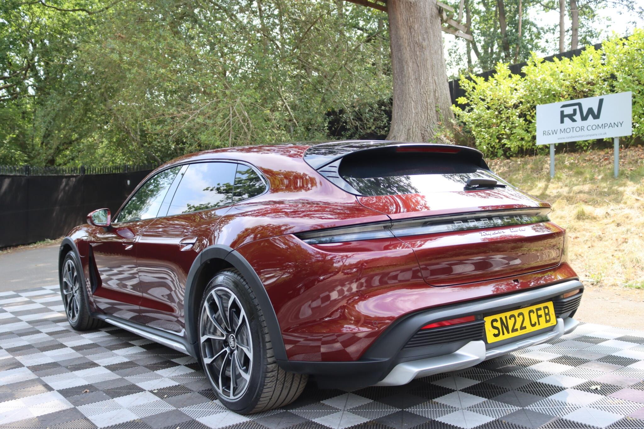 Porsche Taycan view 37