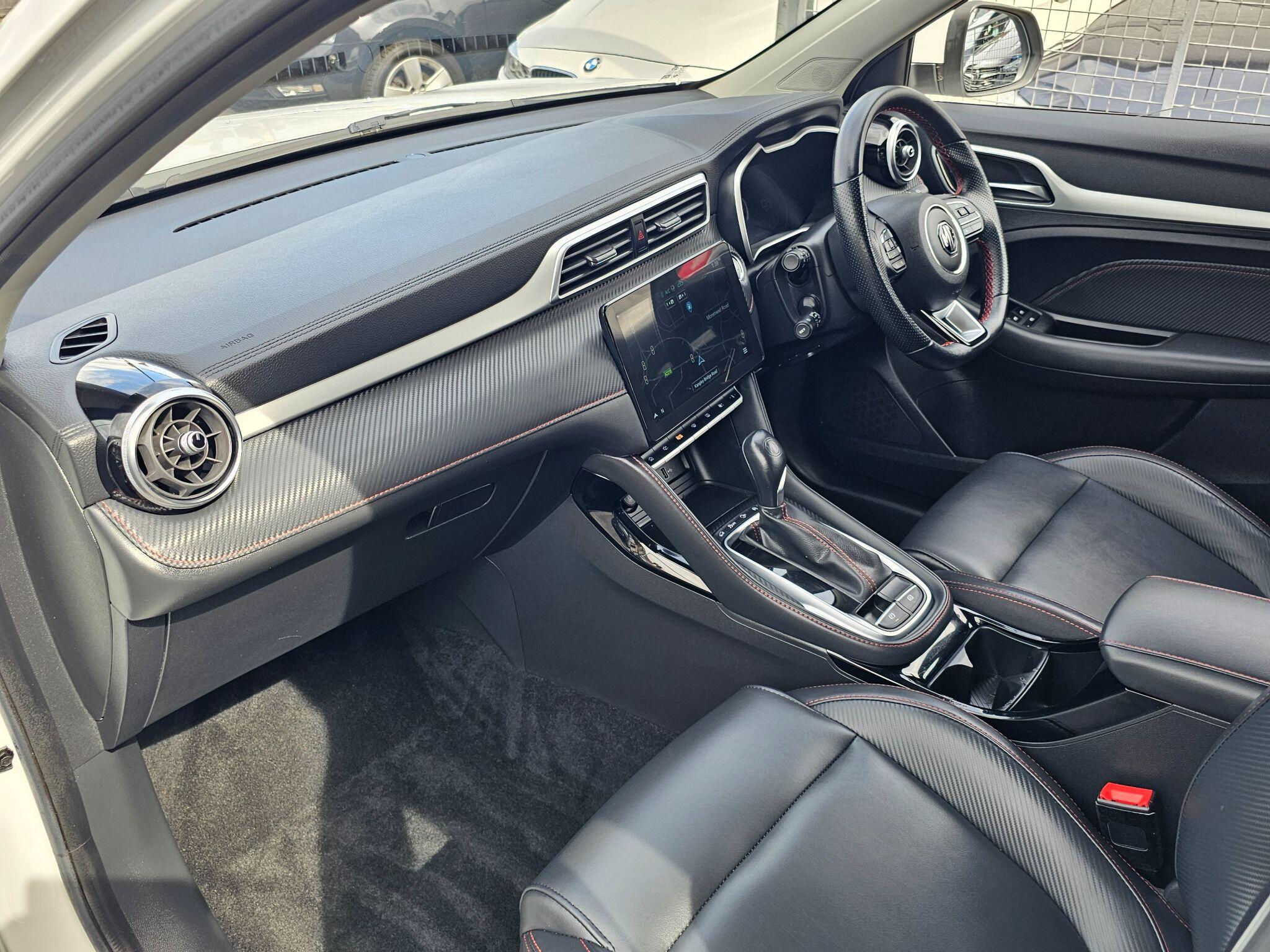 MG ZS view 74