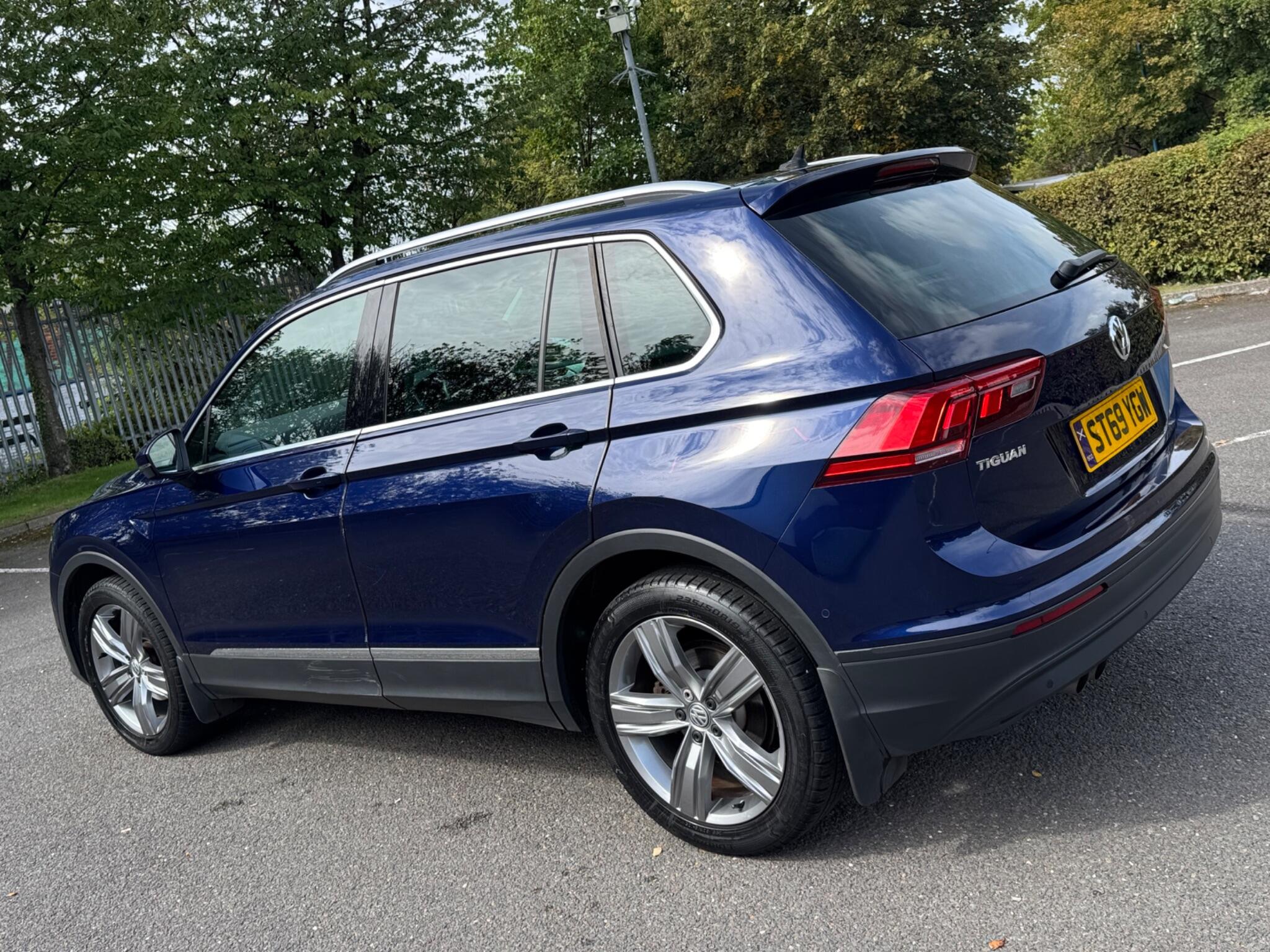 Volkswagen Tiguan view 8